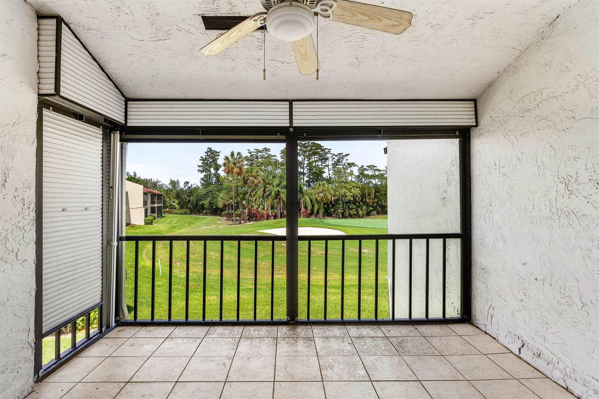 8315 Casa Del Lago 4d