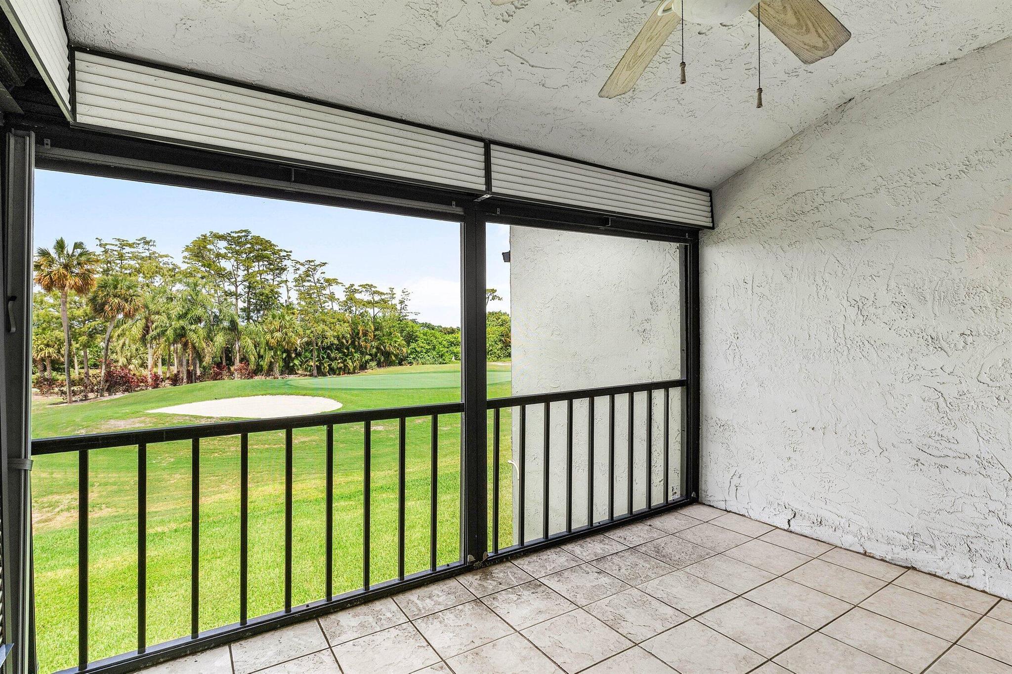 8315 Casa Del Lago 4d