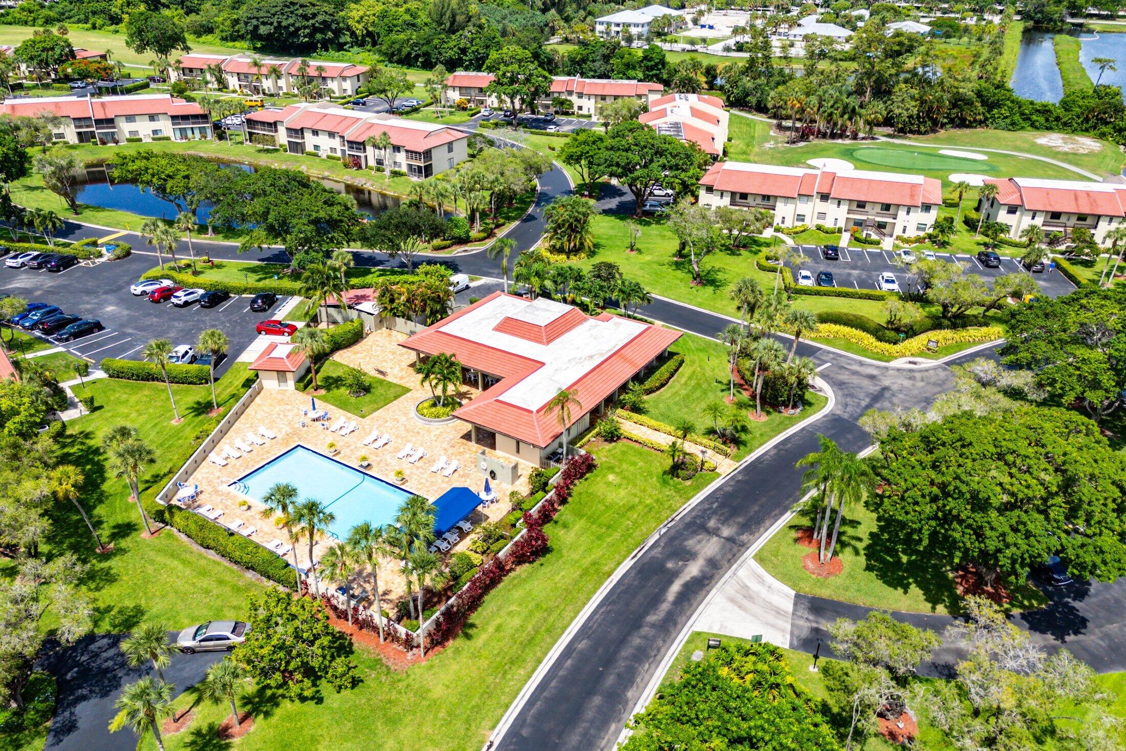 8315 Casa Del Lago 4d