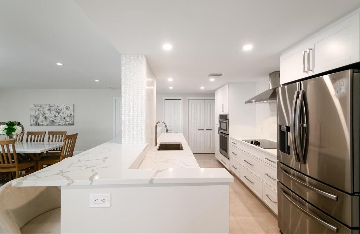 2000 S Ocean Boulevard 402