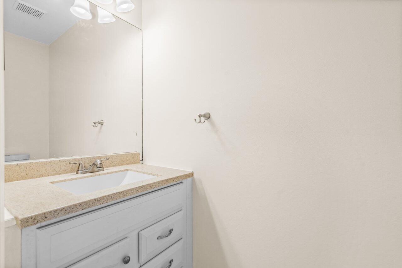 9112 SW 21st Court E