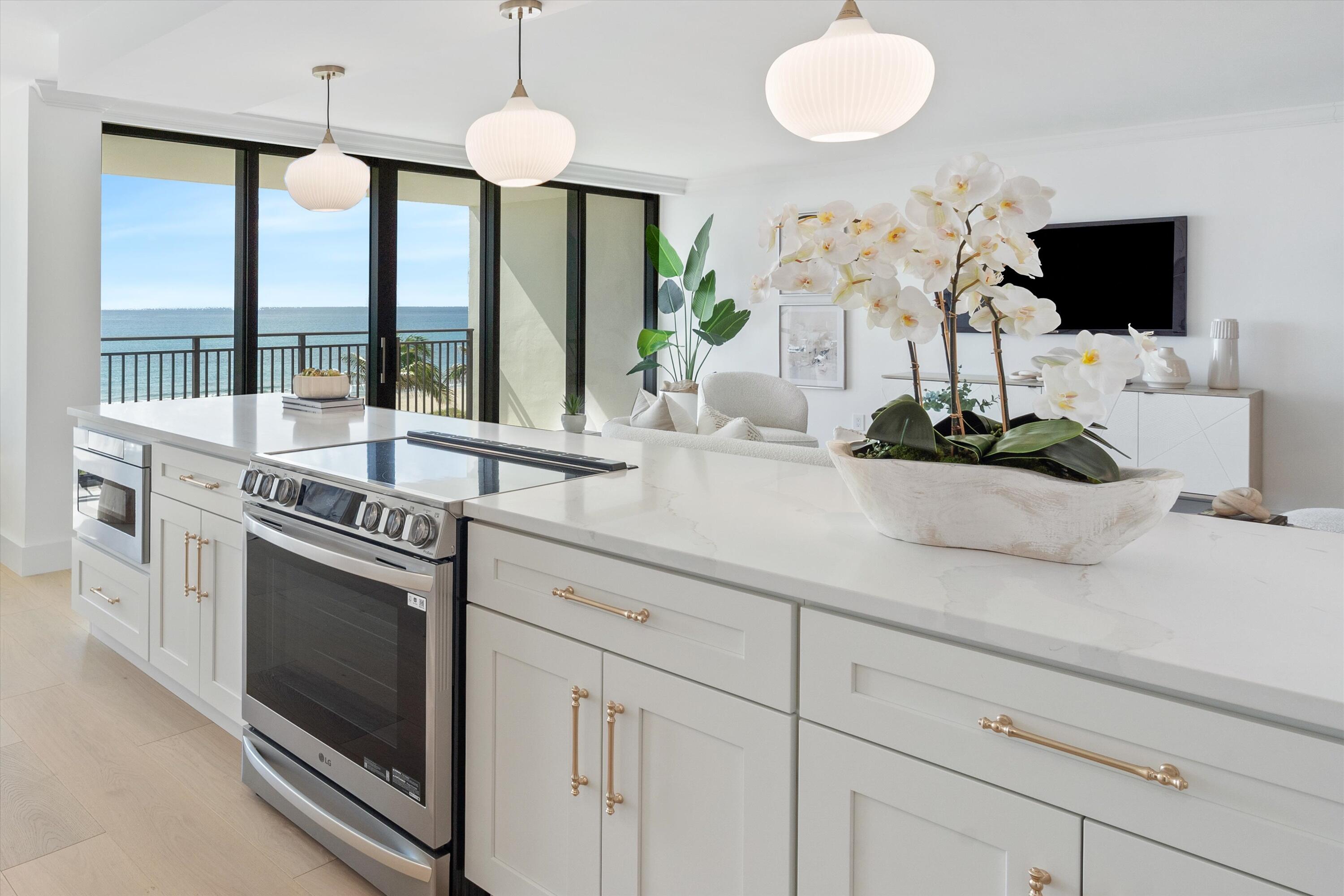 1800 S Ocean 0042 Boulevard 4b