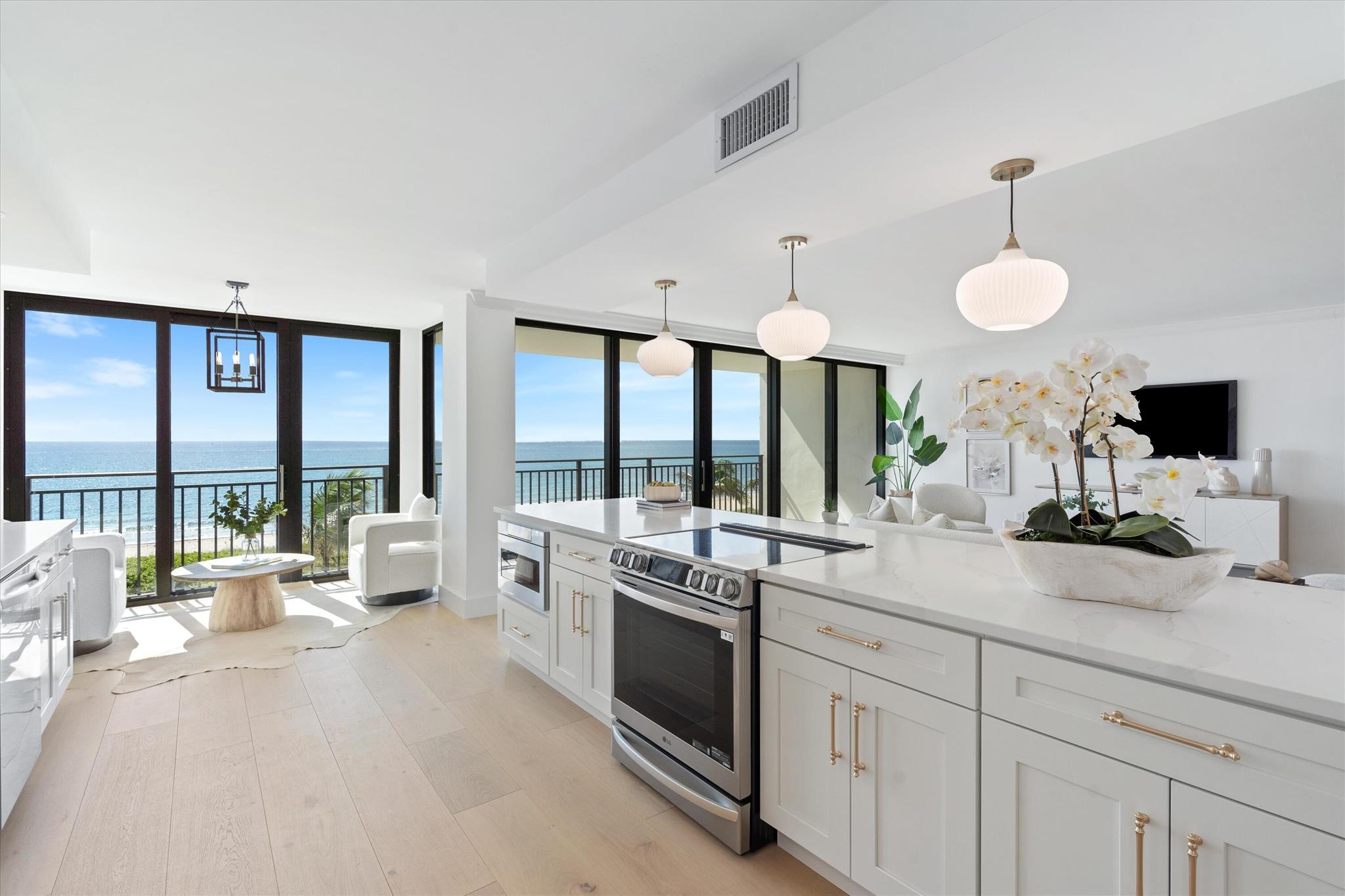 1800 S Ocean 0042 Boulevard 4b