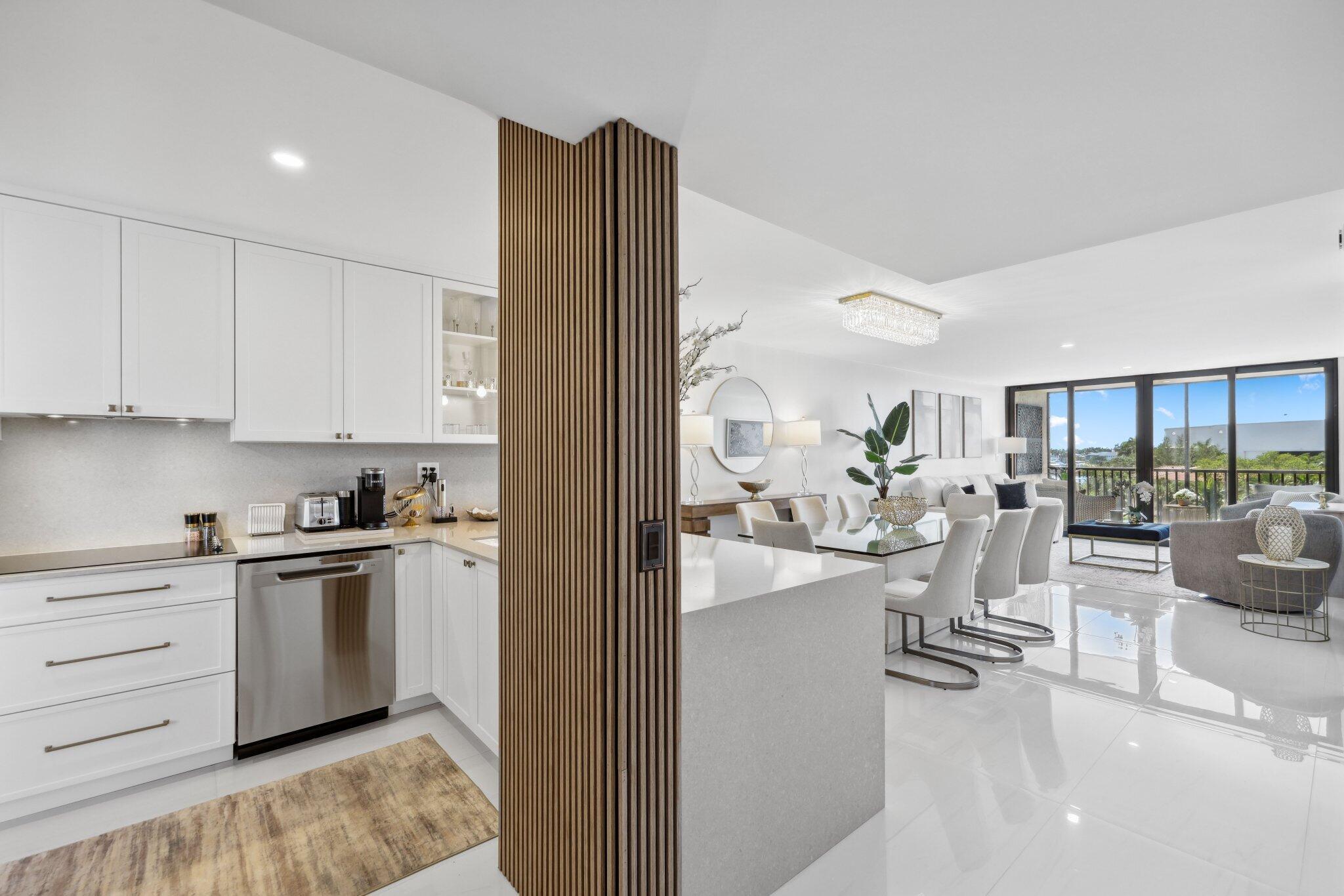 13 Royal Palm Way 5020