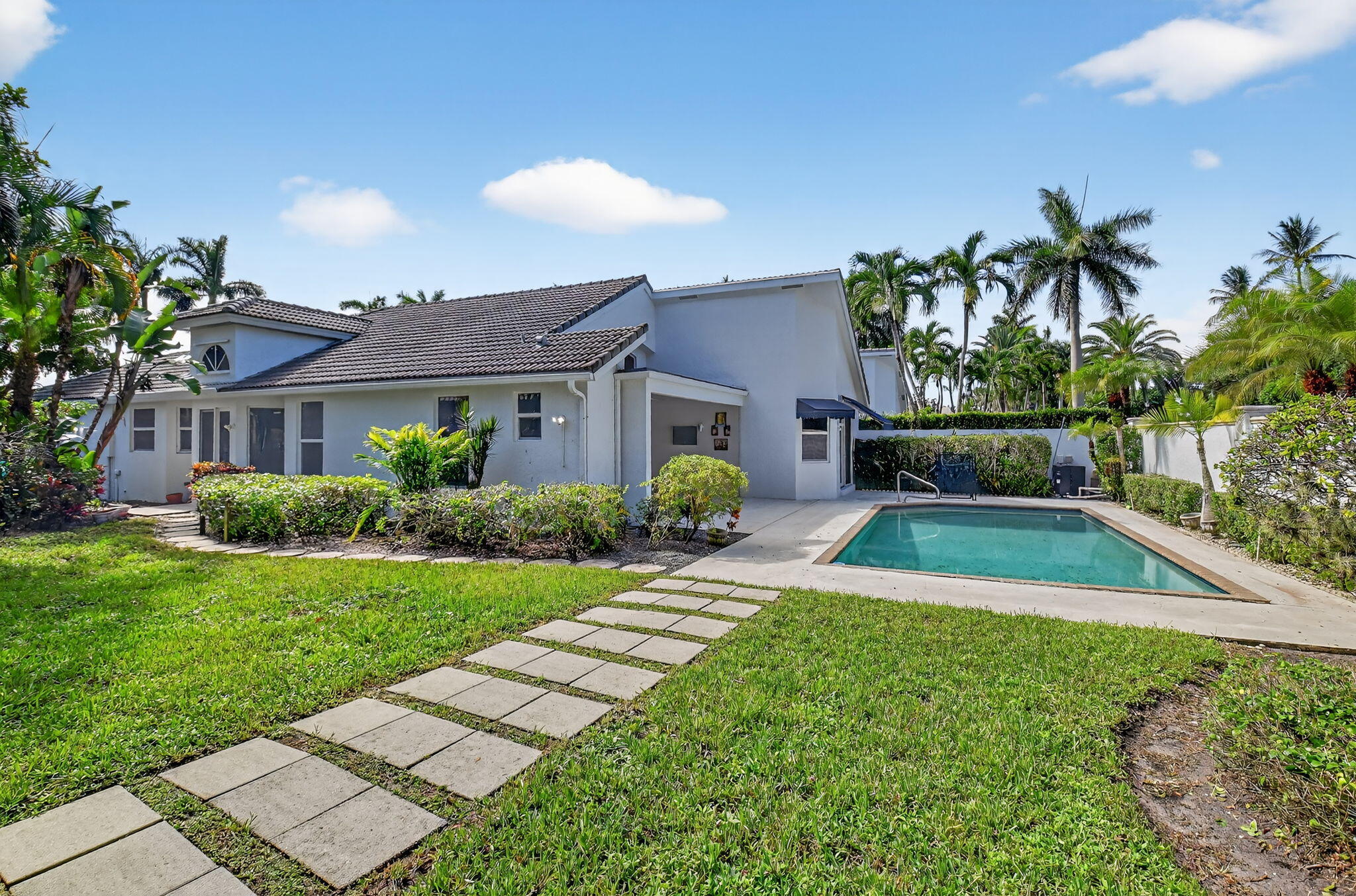2151 NW 60th Circle