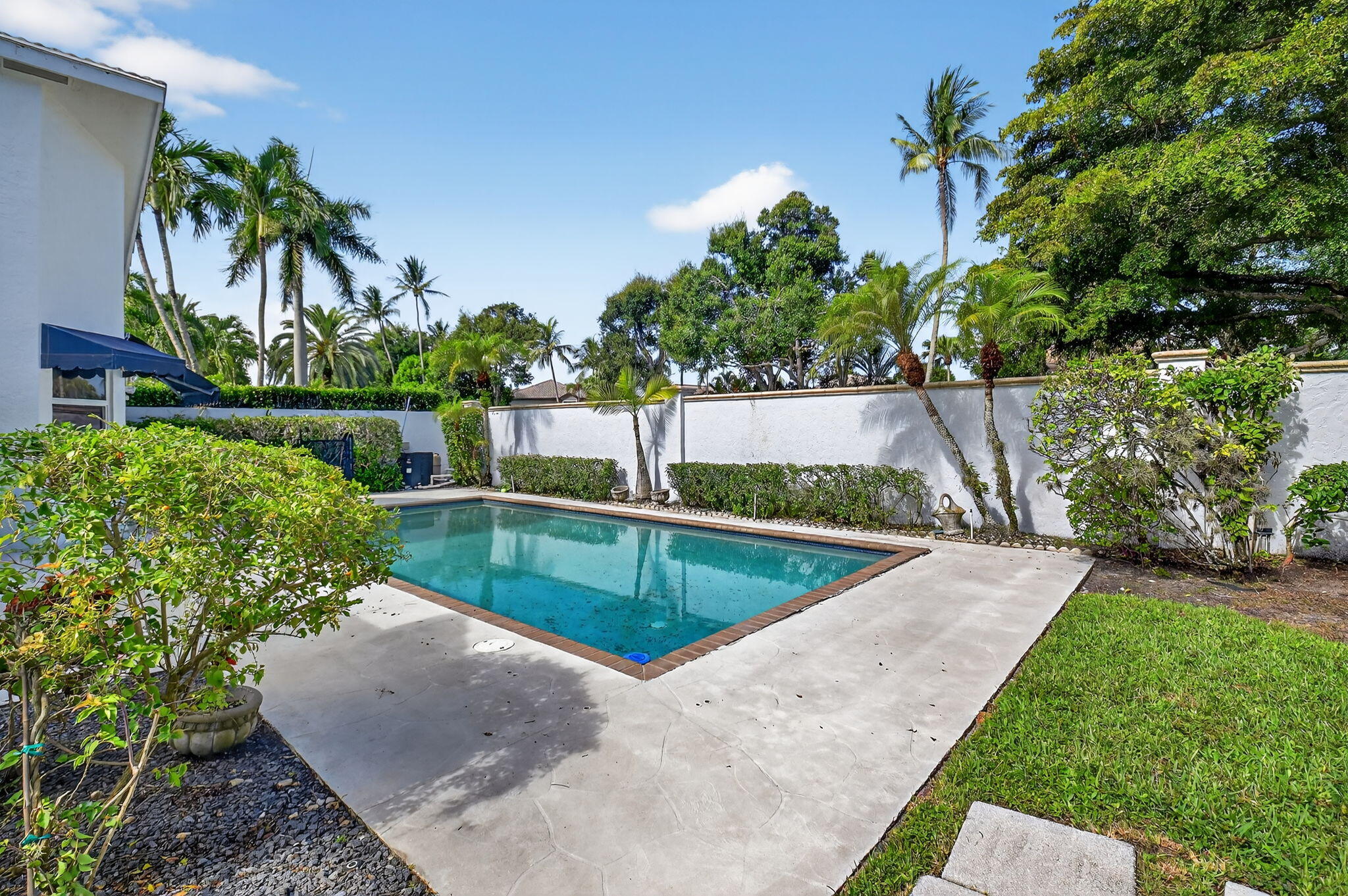 2151 NW 60th Circle