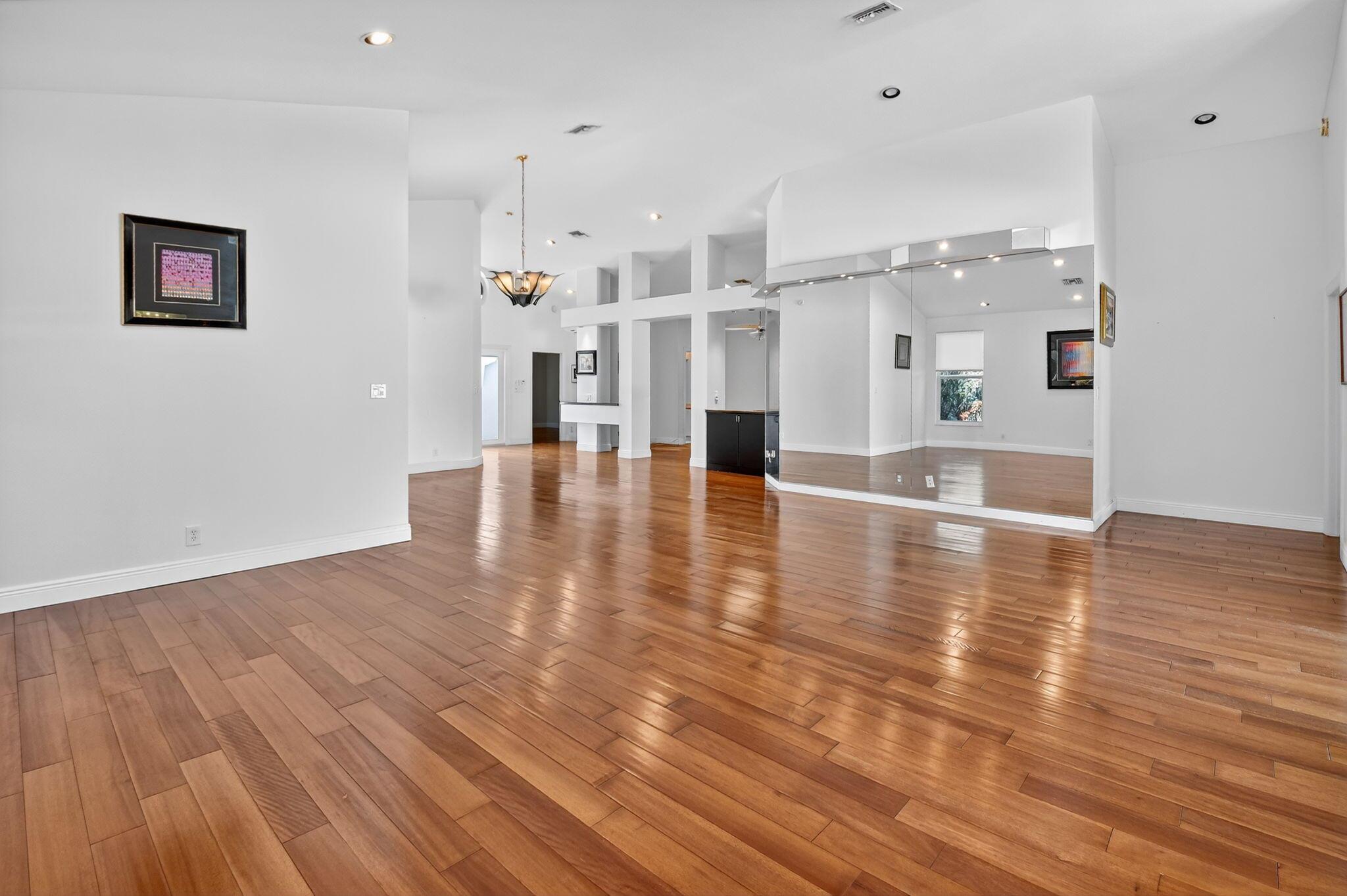 2151 NW 60th Circle