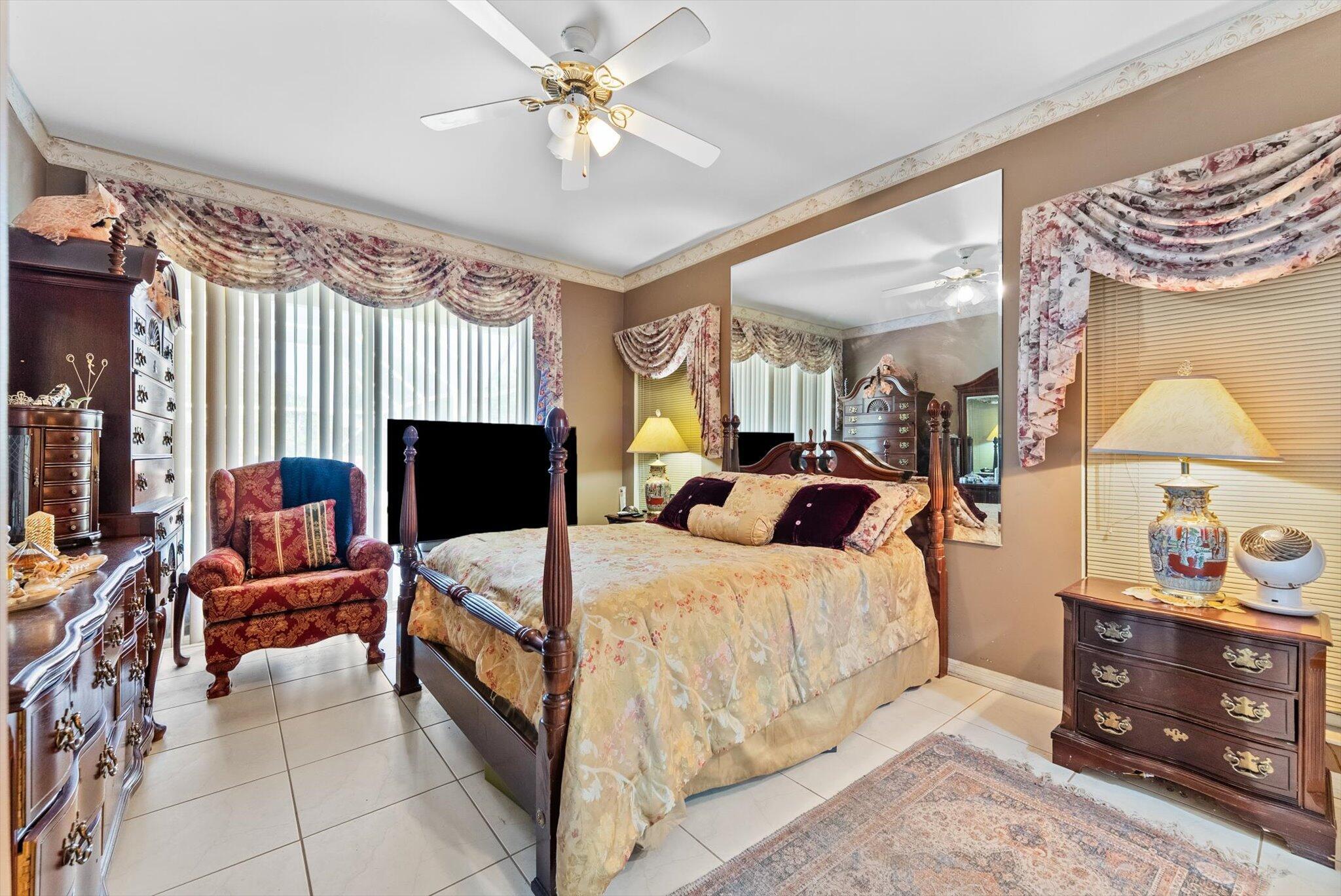 5600 NW 38th Terrace