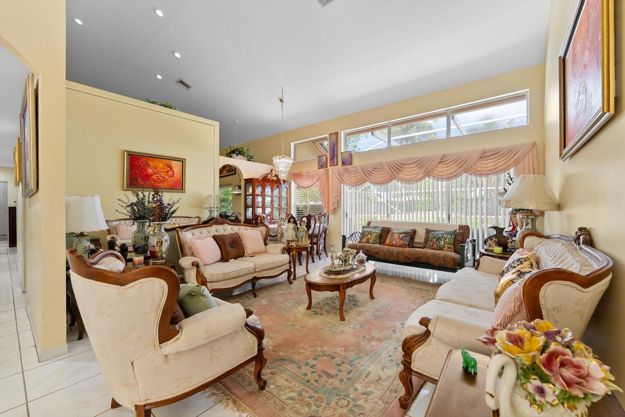 5600 NW 38th Terrace