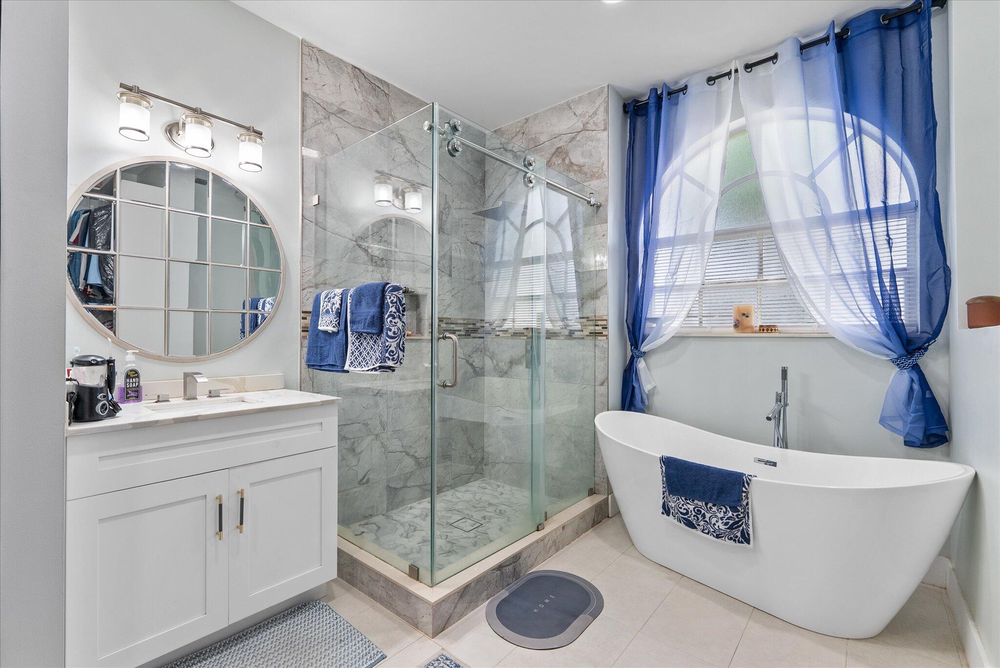 5600 NW 38th Terrace