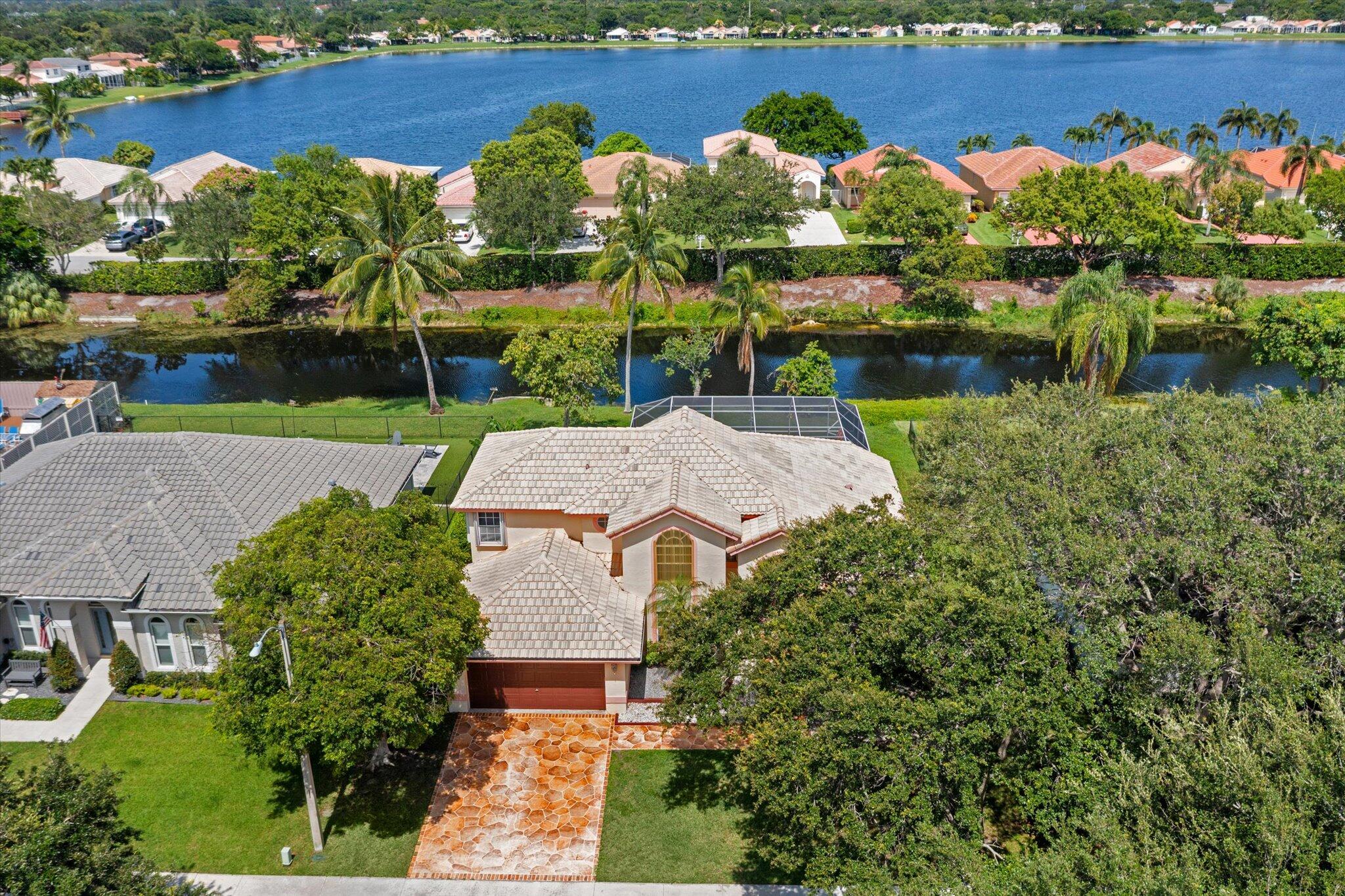 5600 NW 38th Terrace