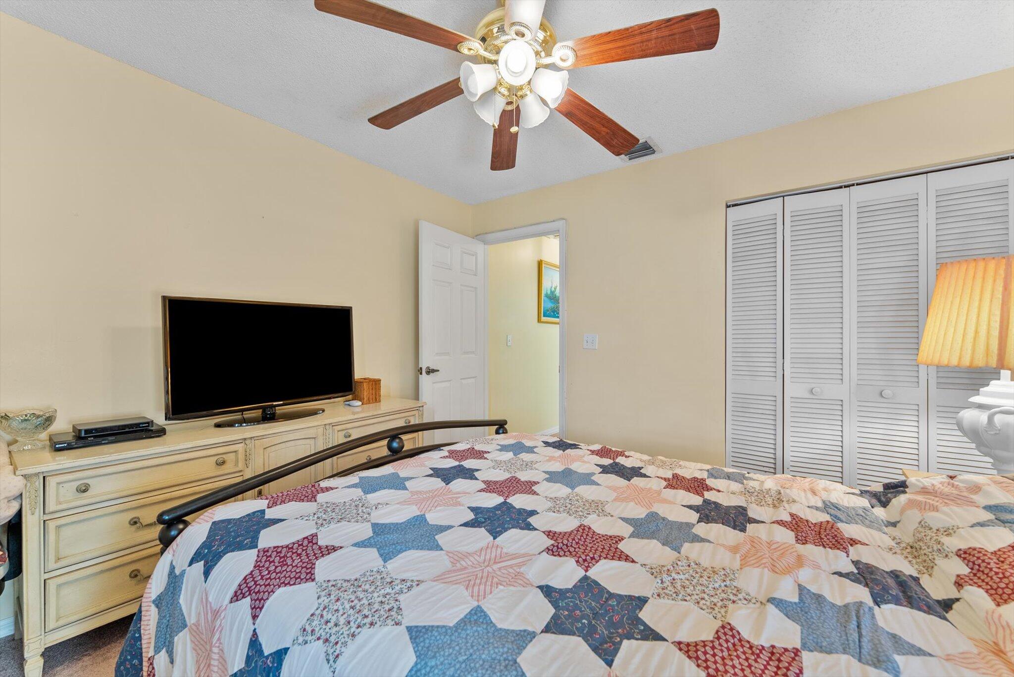 5600 NW 38th Terrace