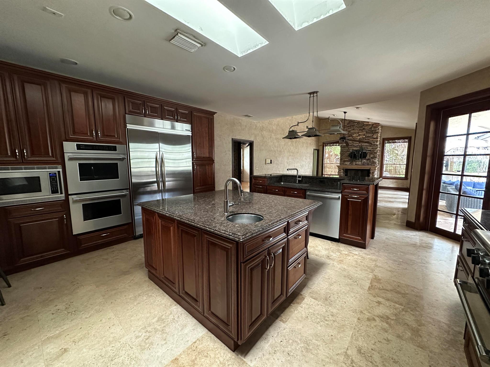 1985 Parkside Circle S