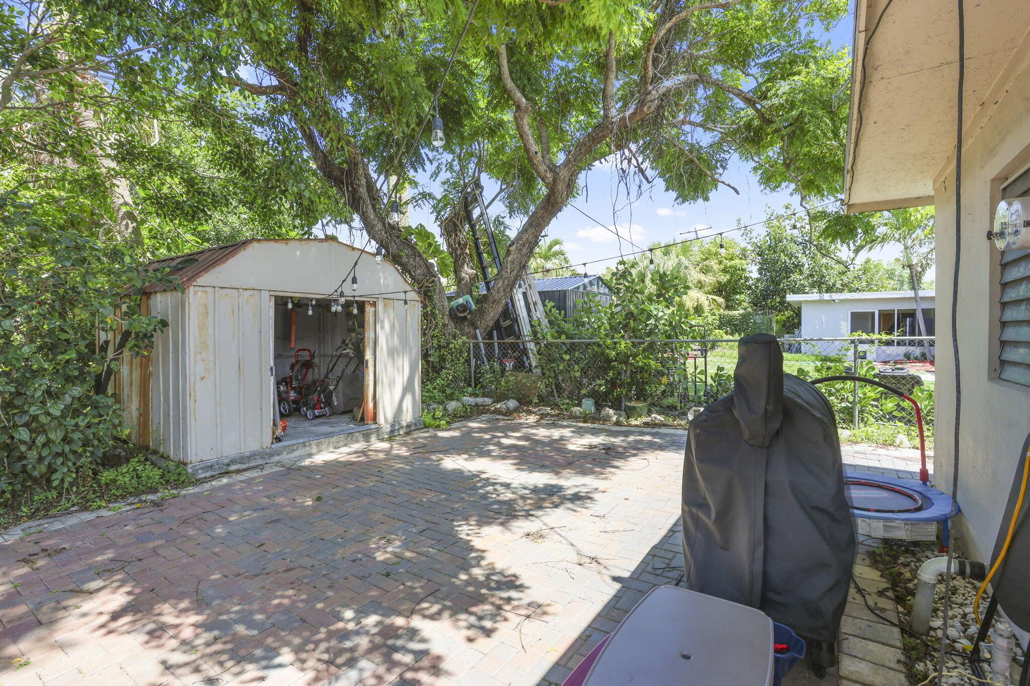 1707 High Ridge Road