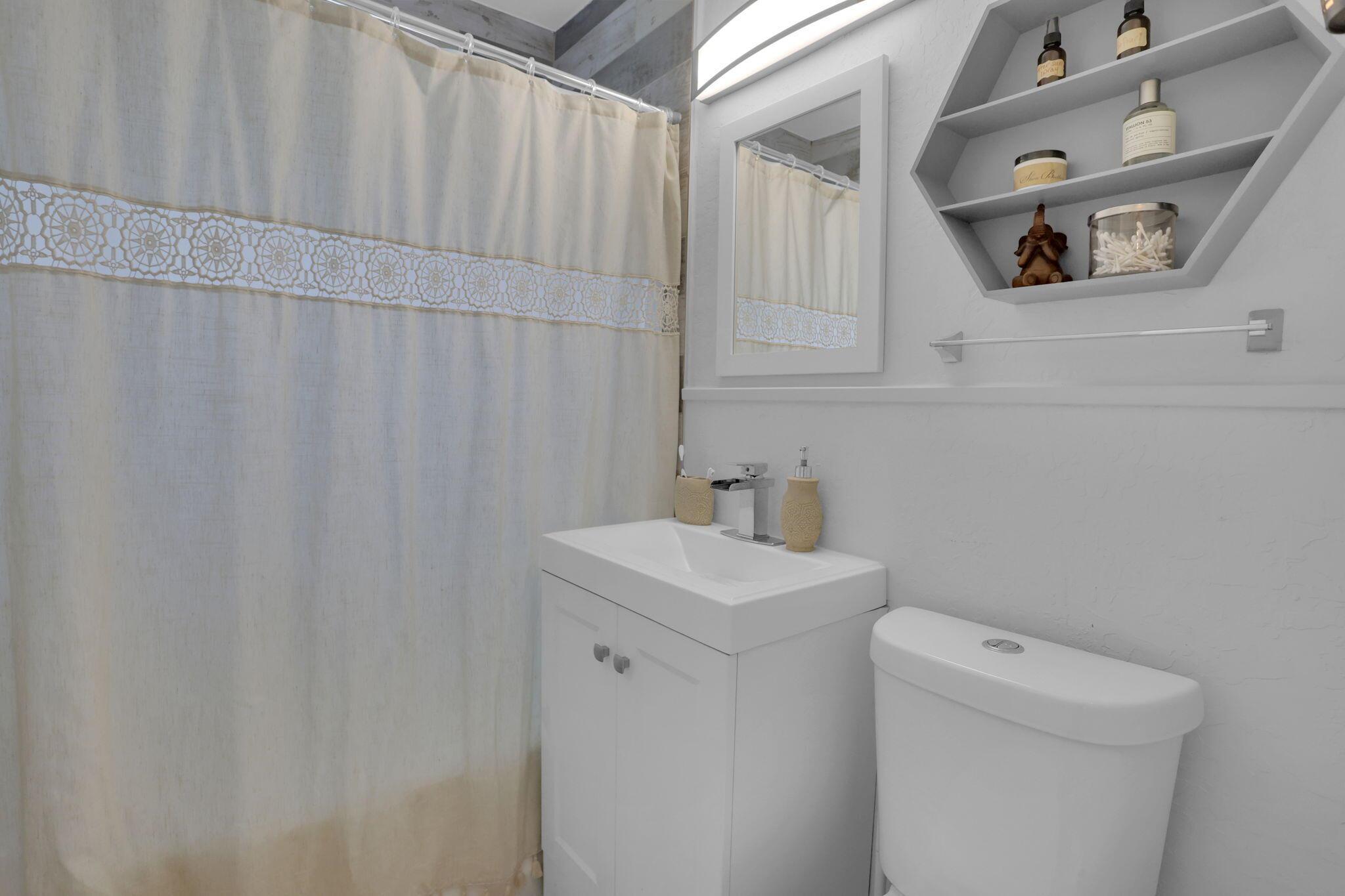 1707 High Ridge Road