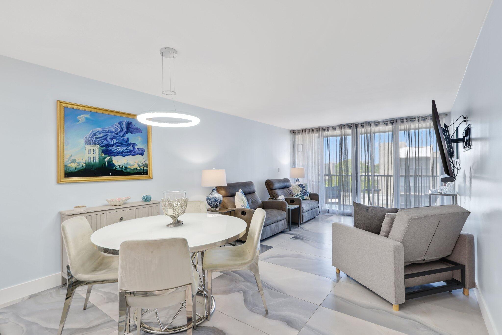 12 Royal Palm Way 605