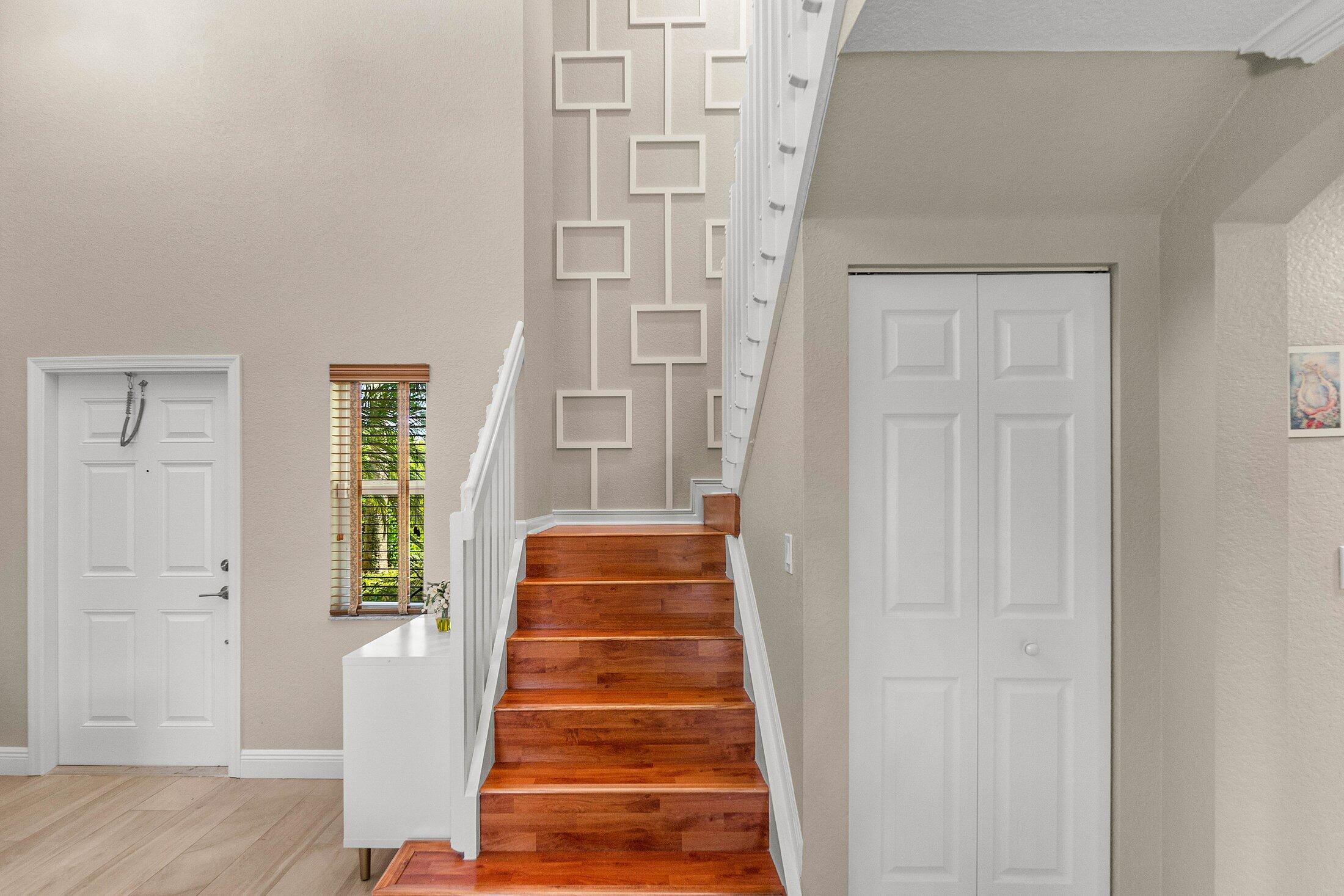 6188 Spring Isles Boulevard