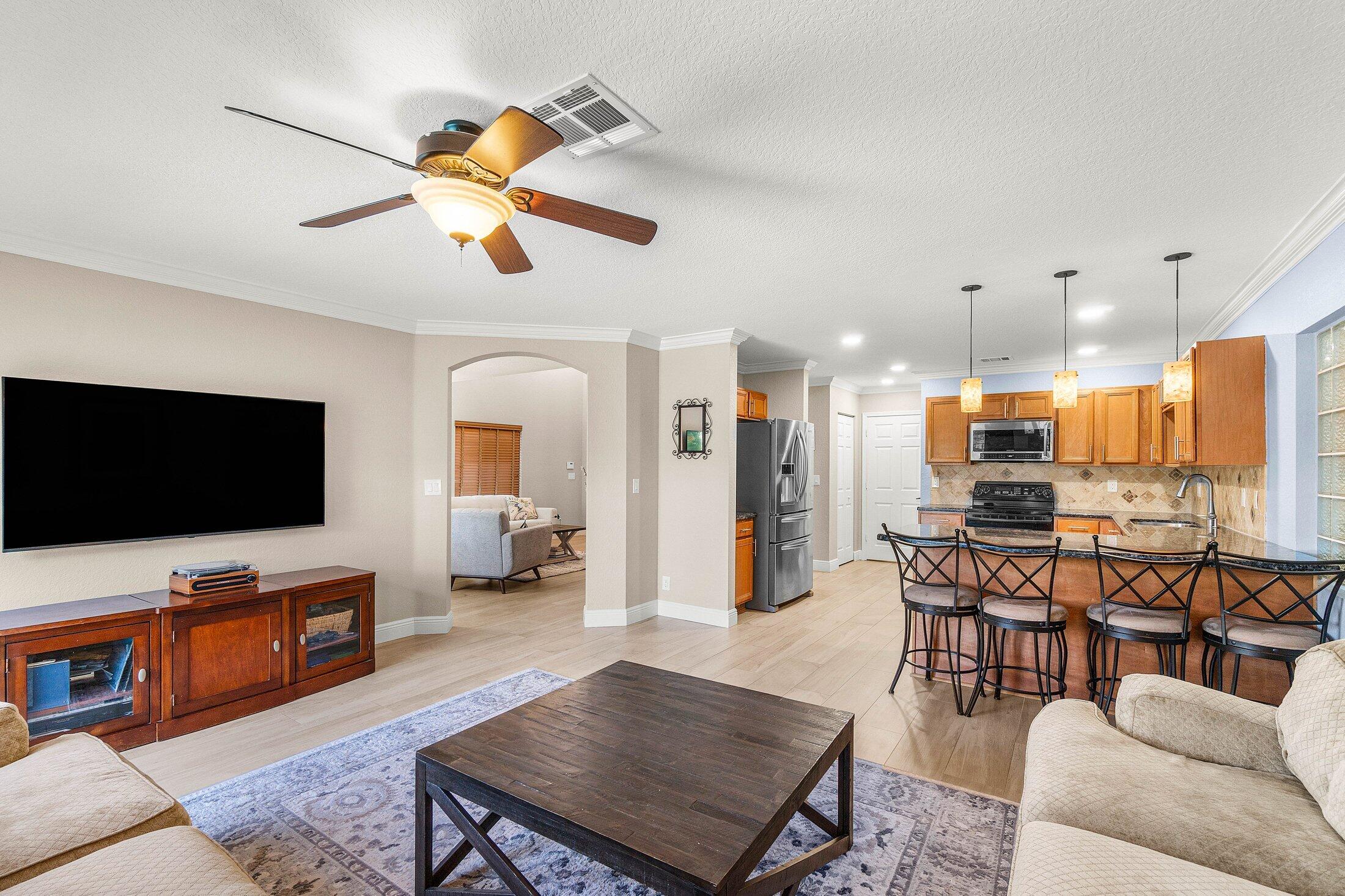 6188 Spring Isles Boulevard