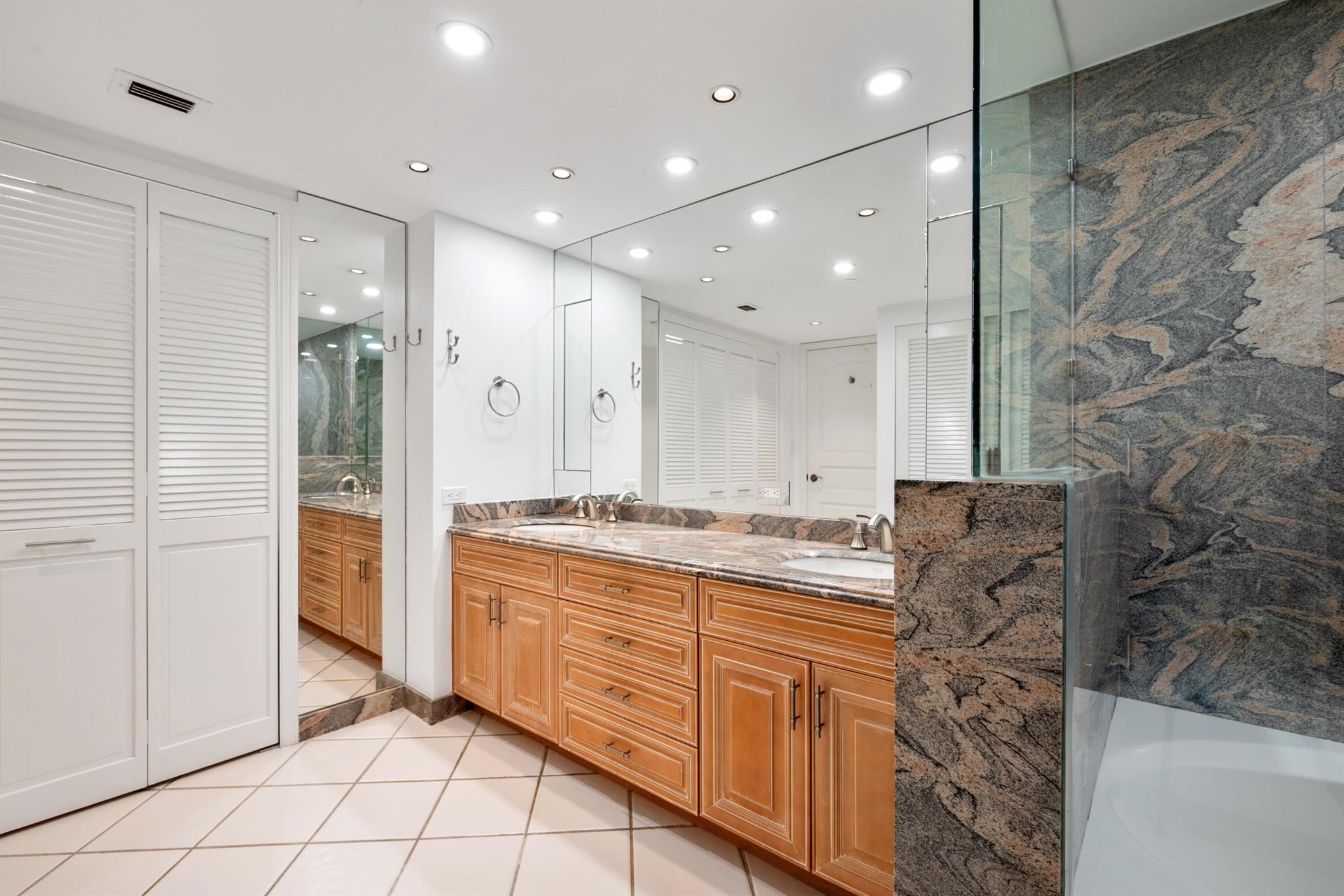 4740 S Ocean Boulevard 1402