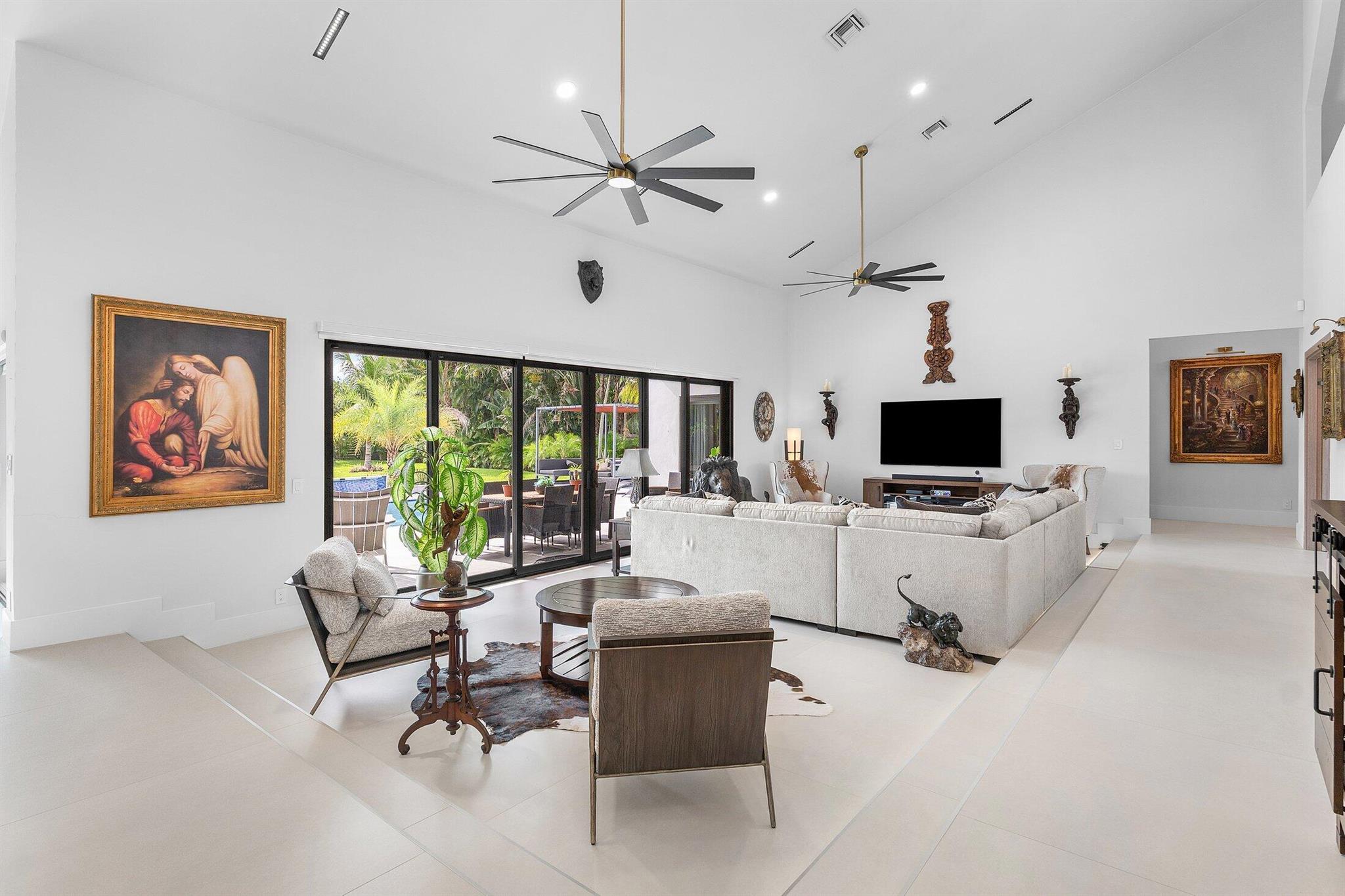 5950 NW 4th Avenue