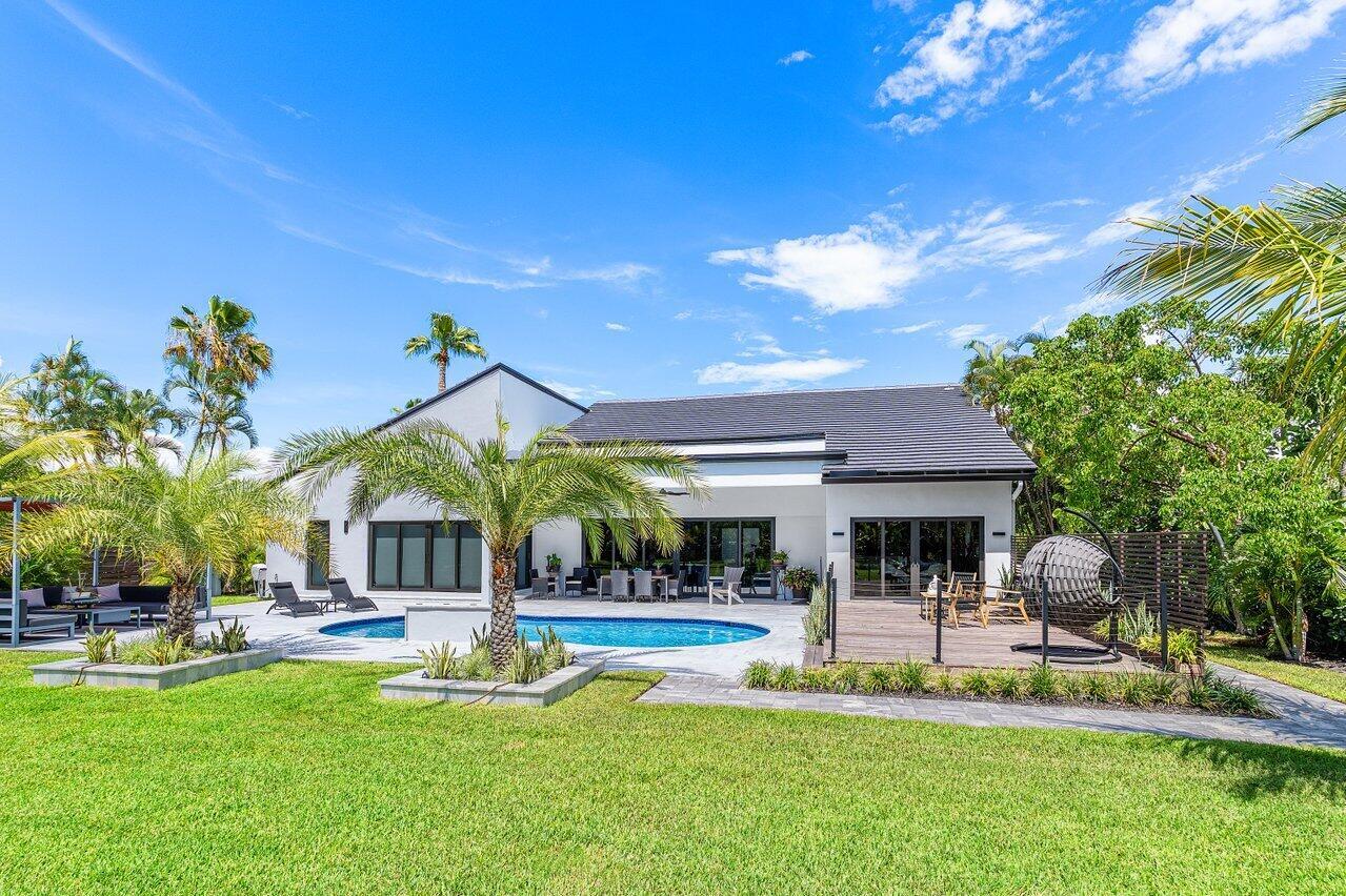 5950 NW 4th Avenue