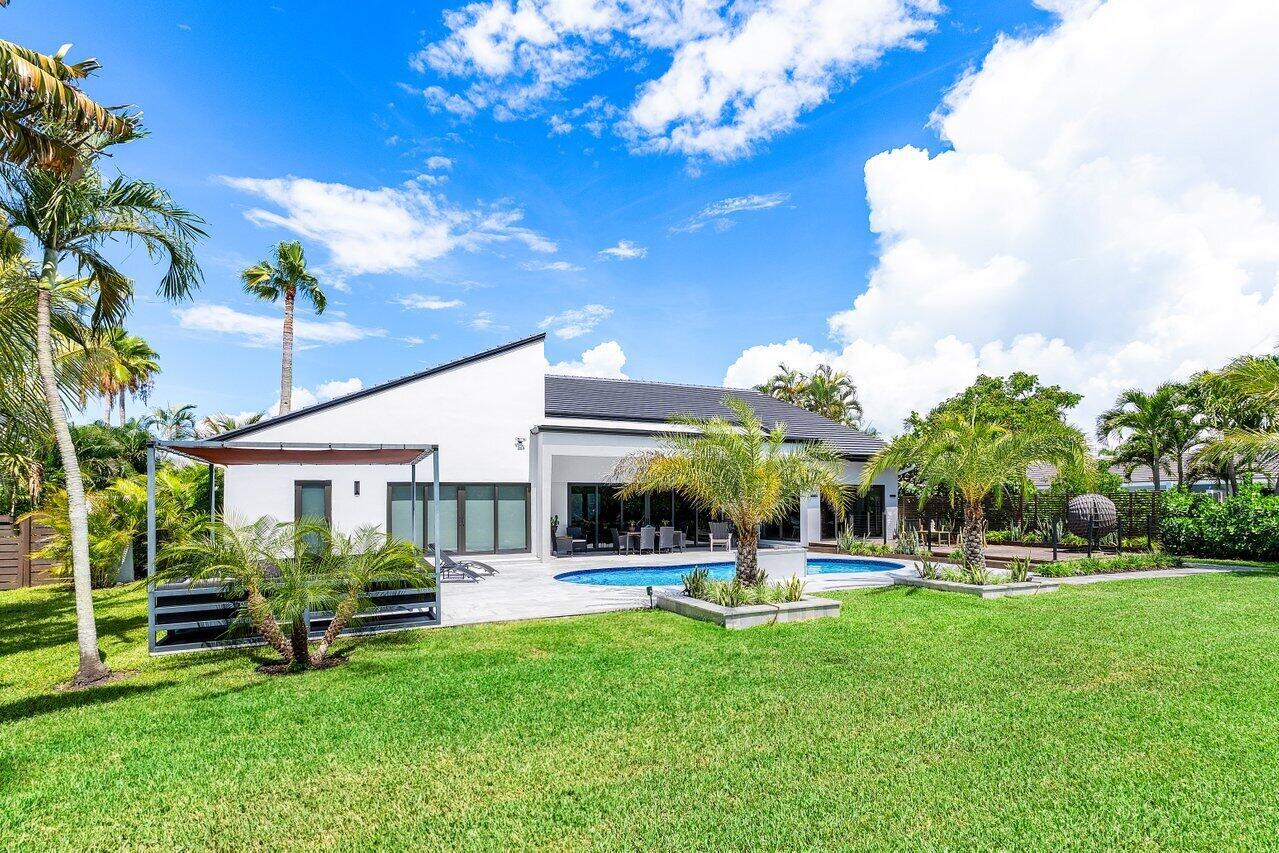 5950 NW 4th Avenue