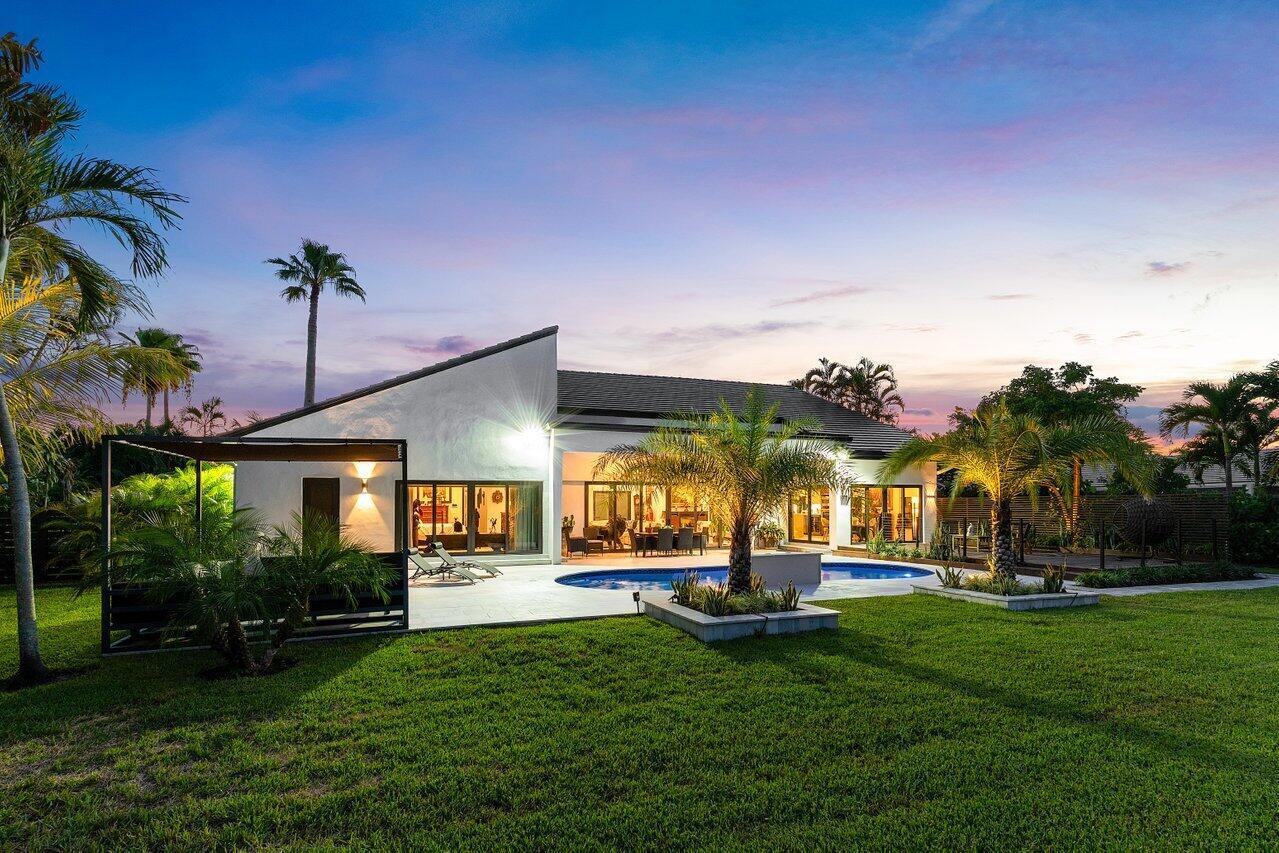 5950 NW 4th Avenue