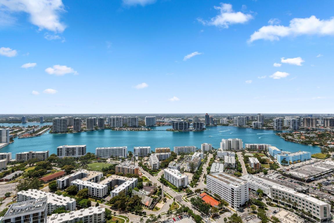 17749 Collins Avenue Ts 3901/3902