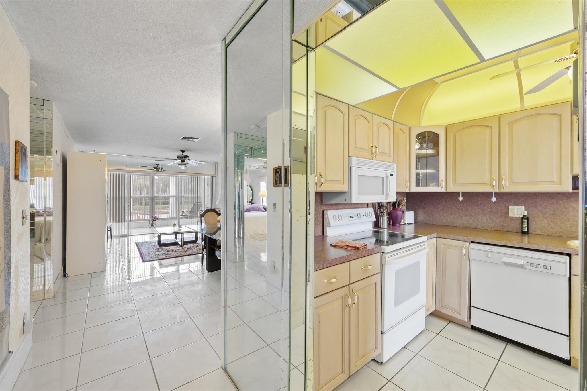 2530 Black Olive Boulevard 201