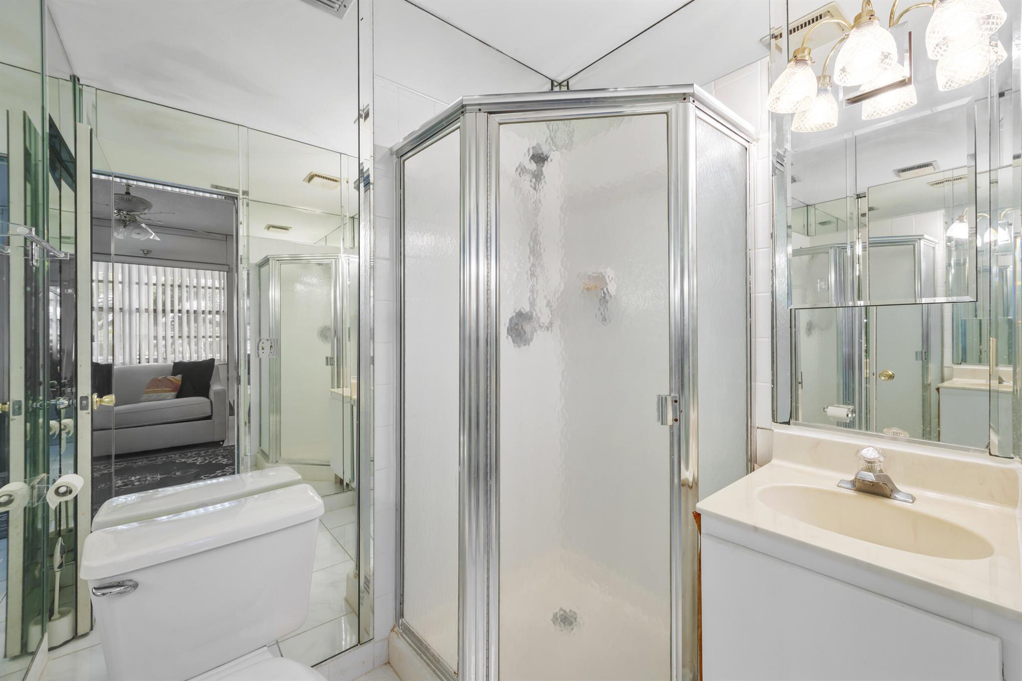 2530 Black Olive Boulevard 201