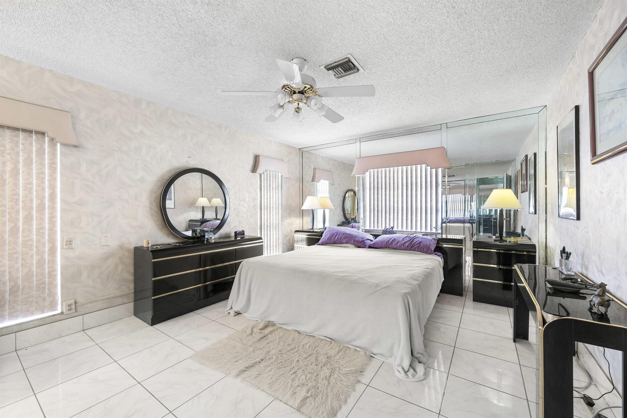 2530 Black Olive Boulevard 201