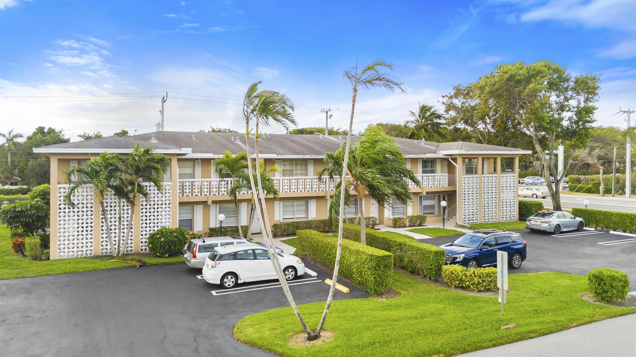 2530 Black Olive Boulevard 201