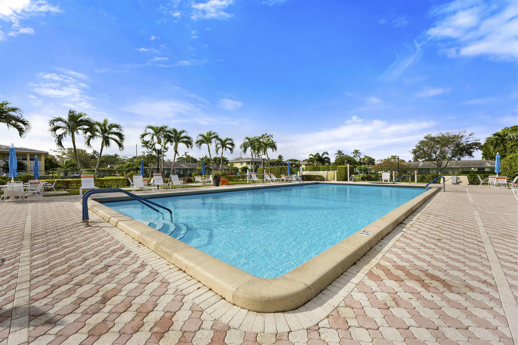 2530 Black Olive Boulevard 201