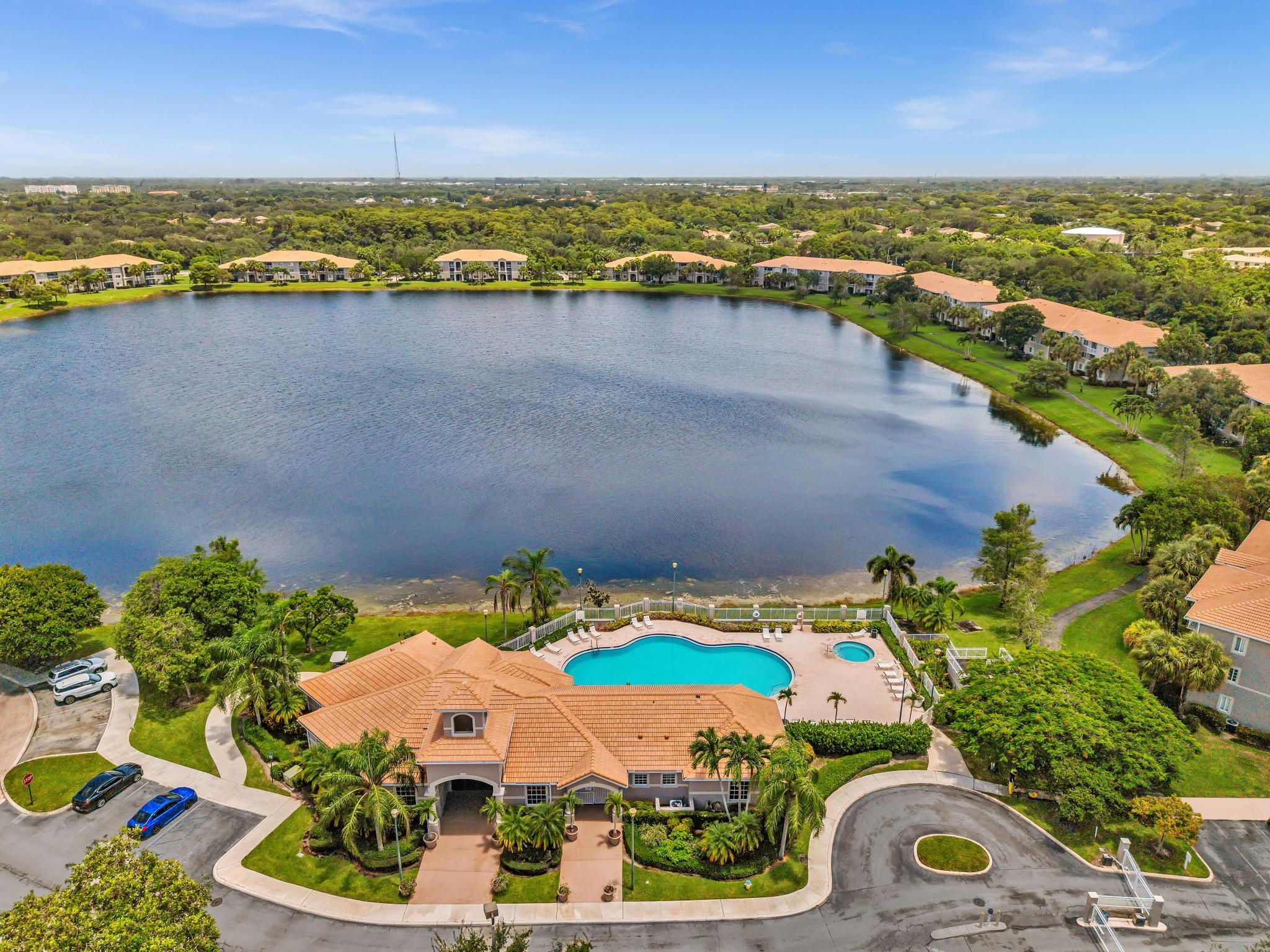 5011 Wiles Road 206