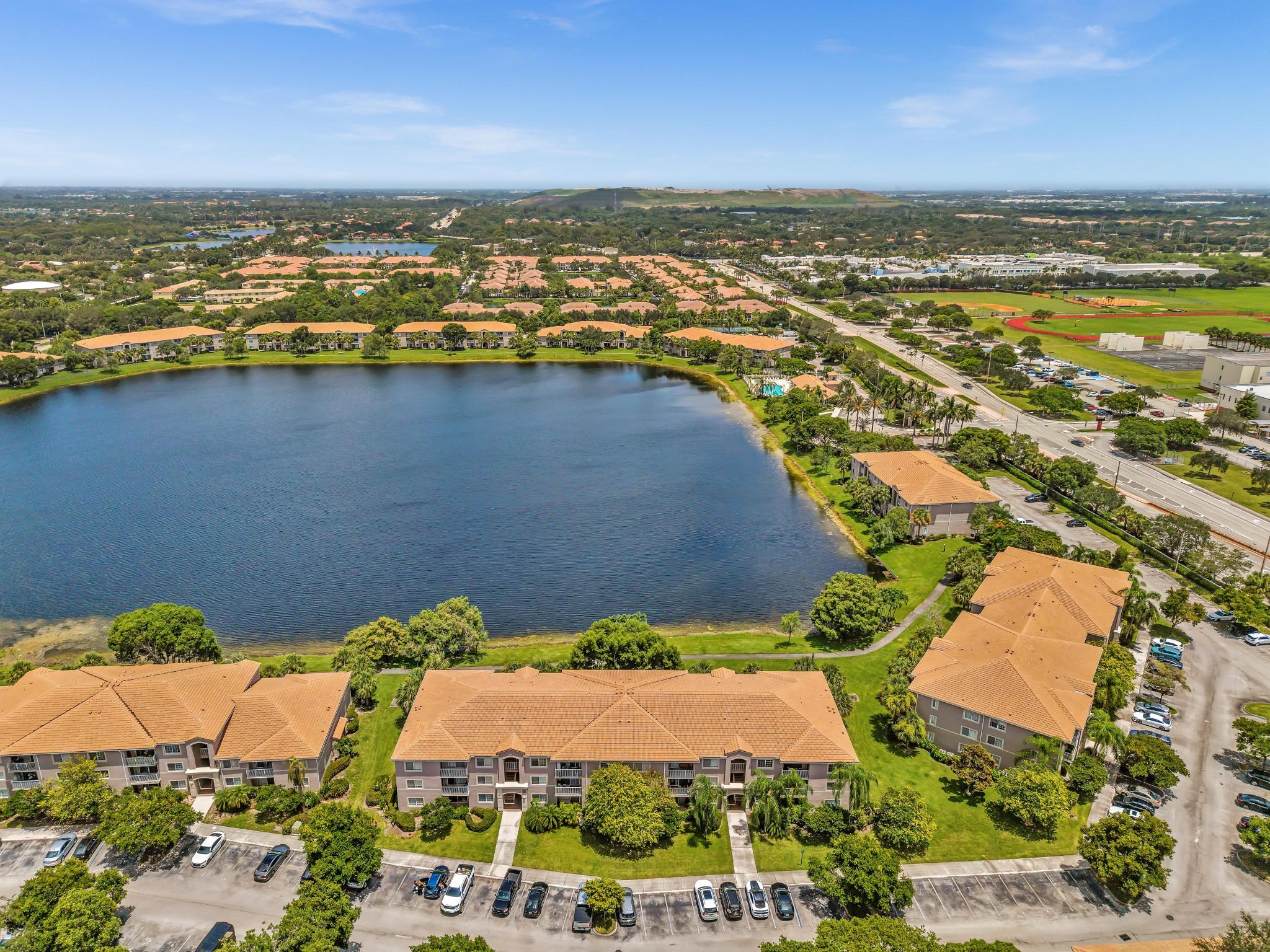 5011 Wiles Road 206