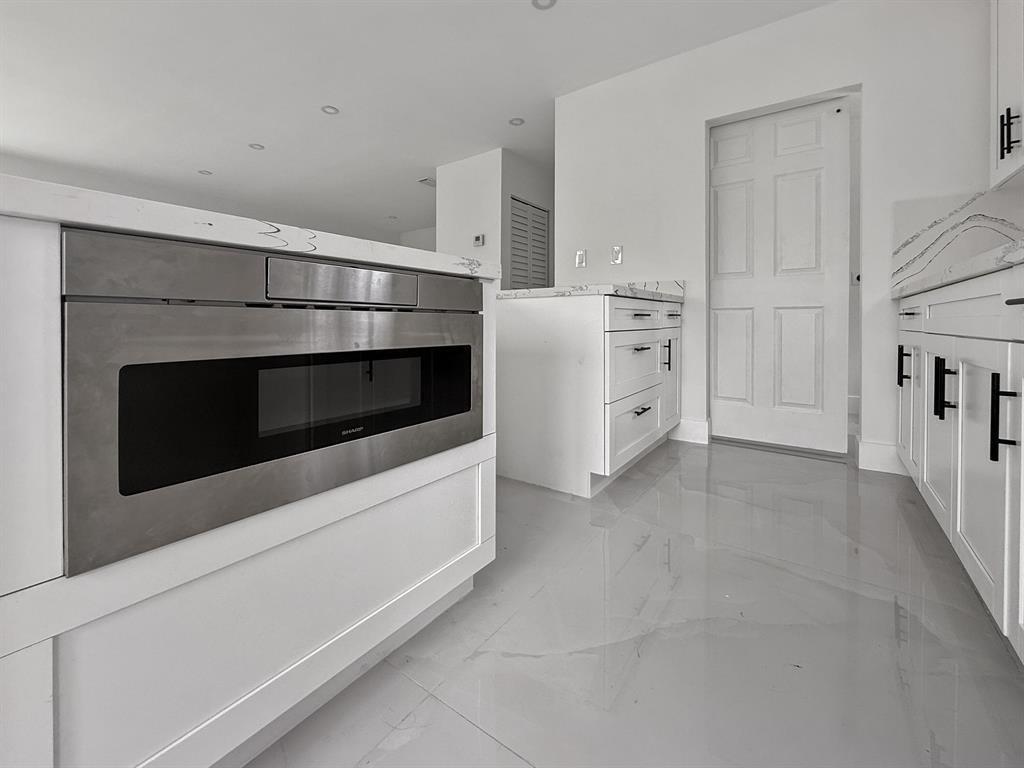 120 NE 57th Court