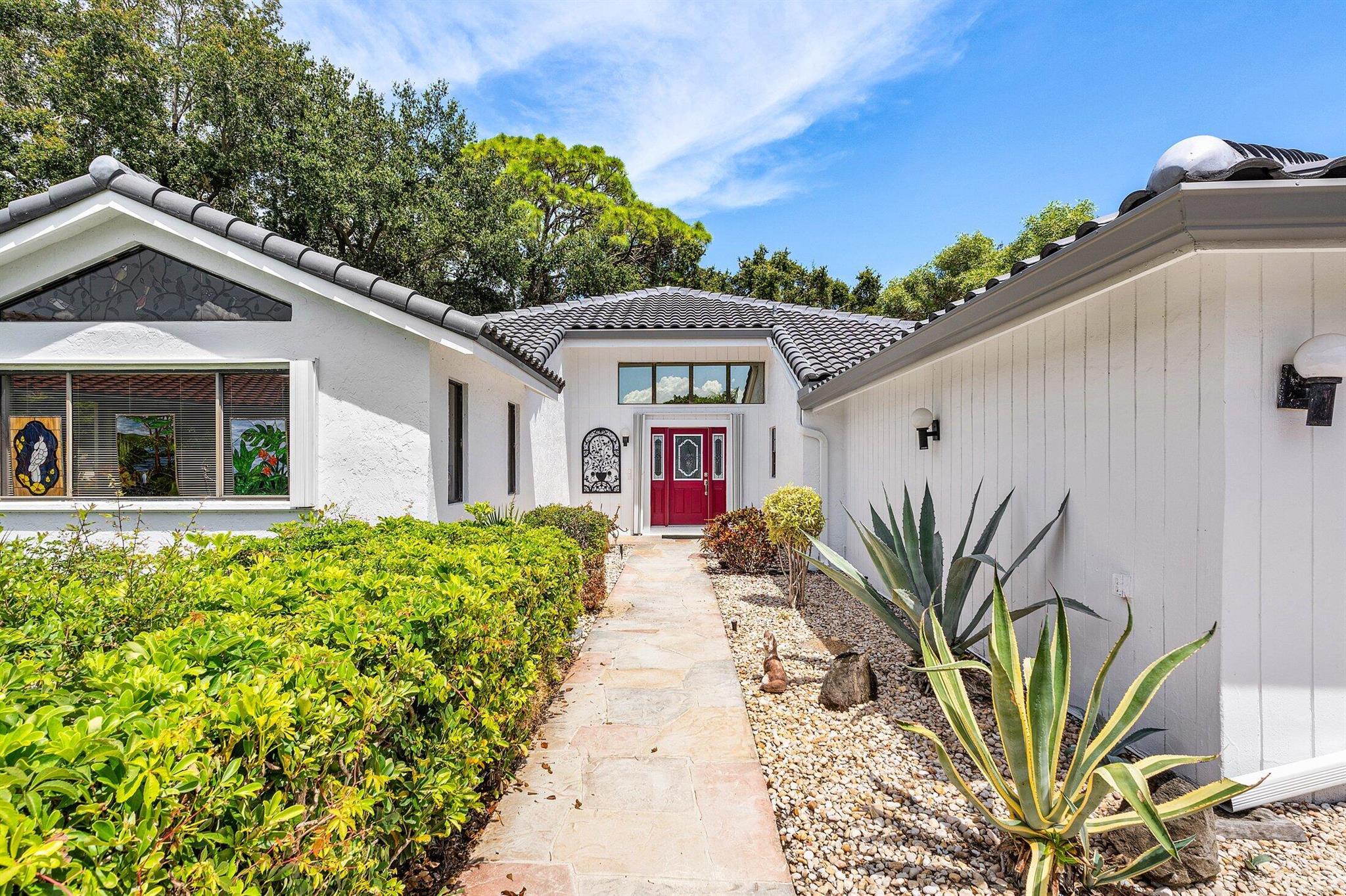 56 Woods Lane