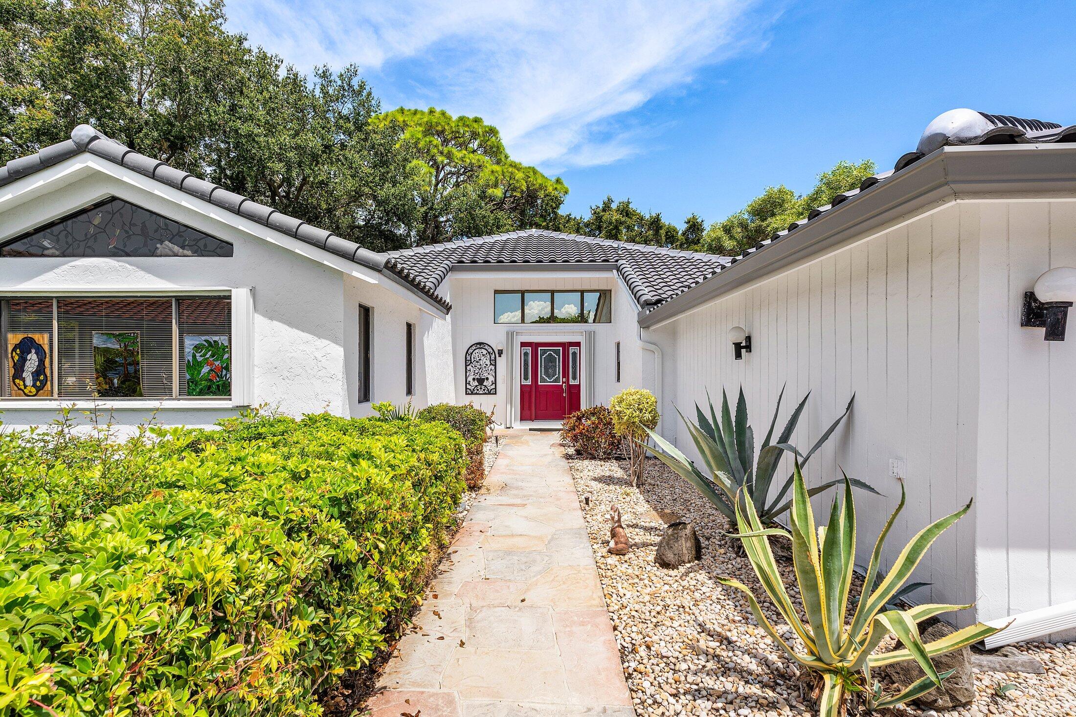 56 Woods Lane