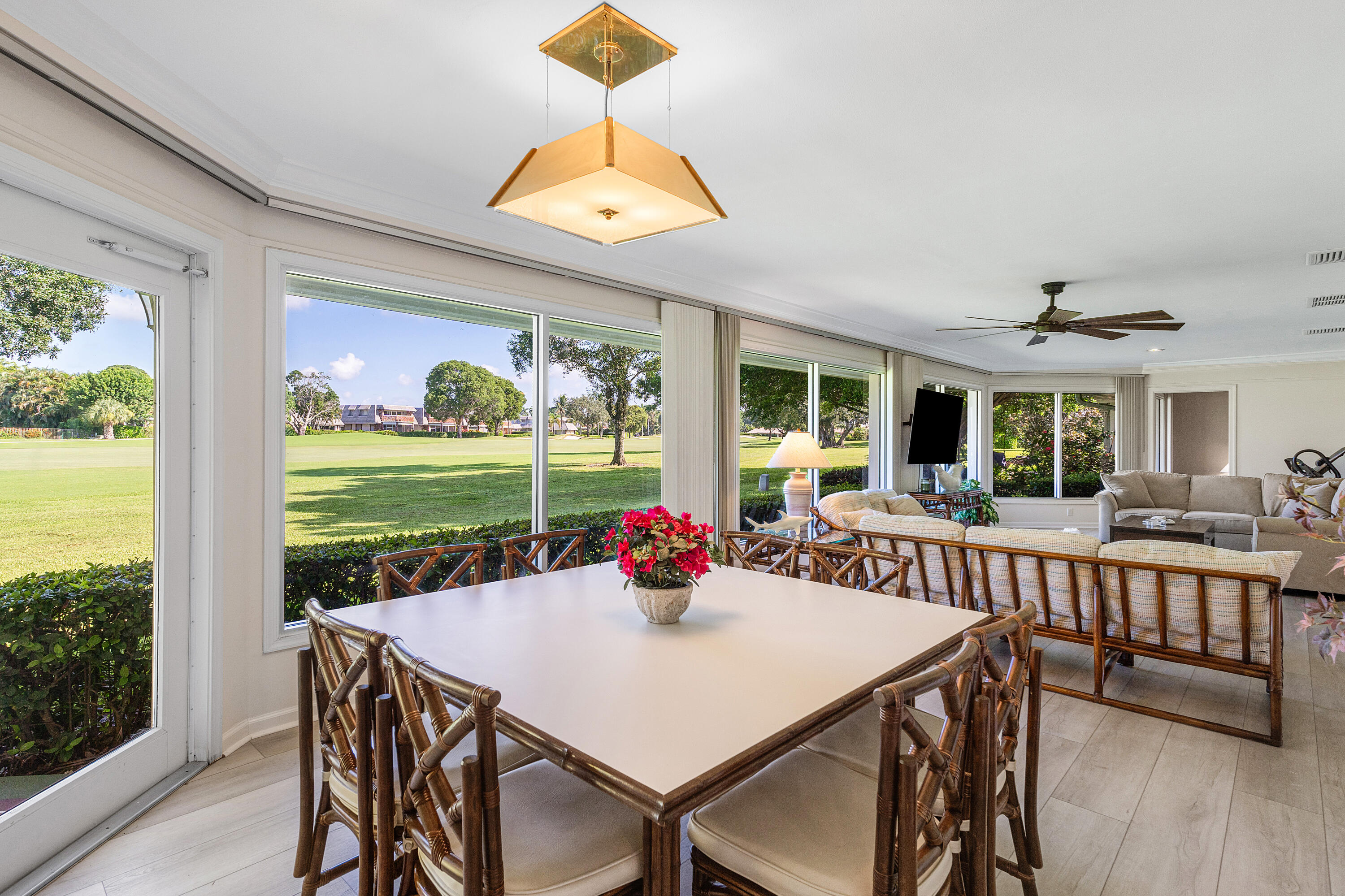 367 Villa Drive S