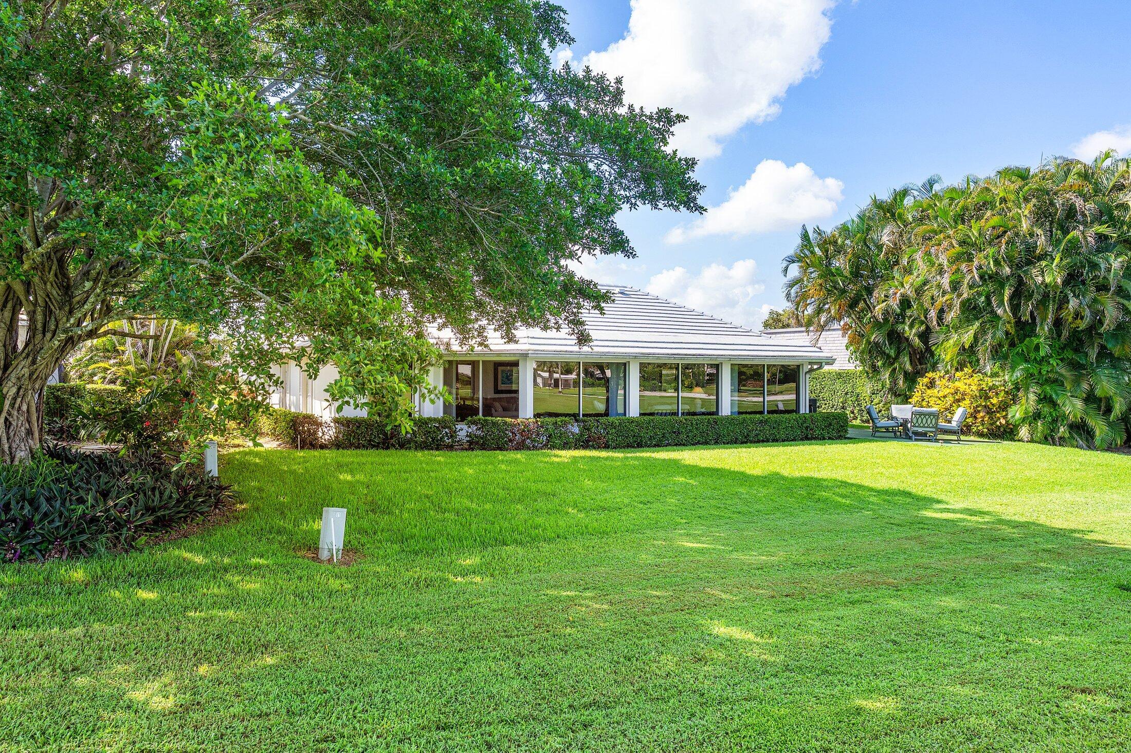 367 Villa Drive S
