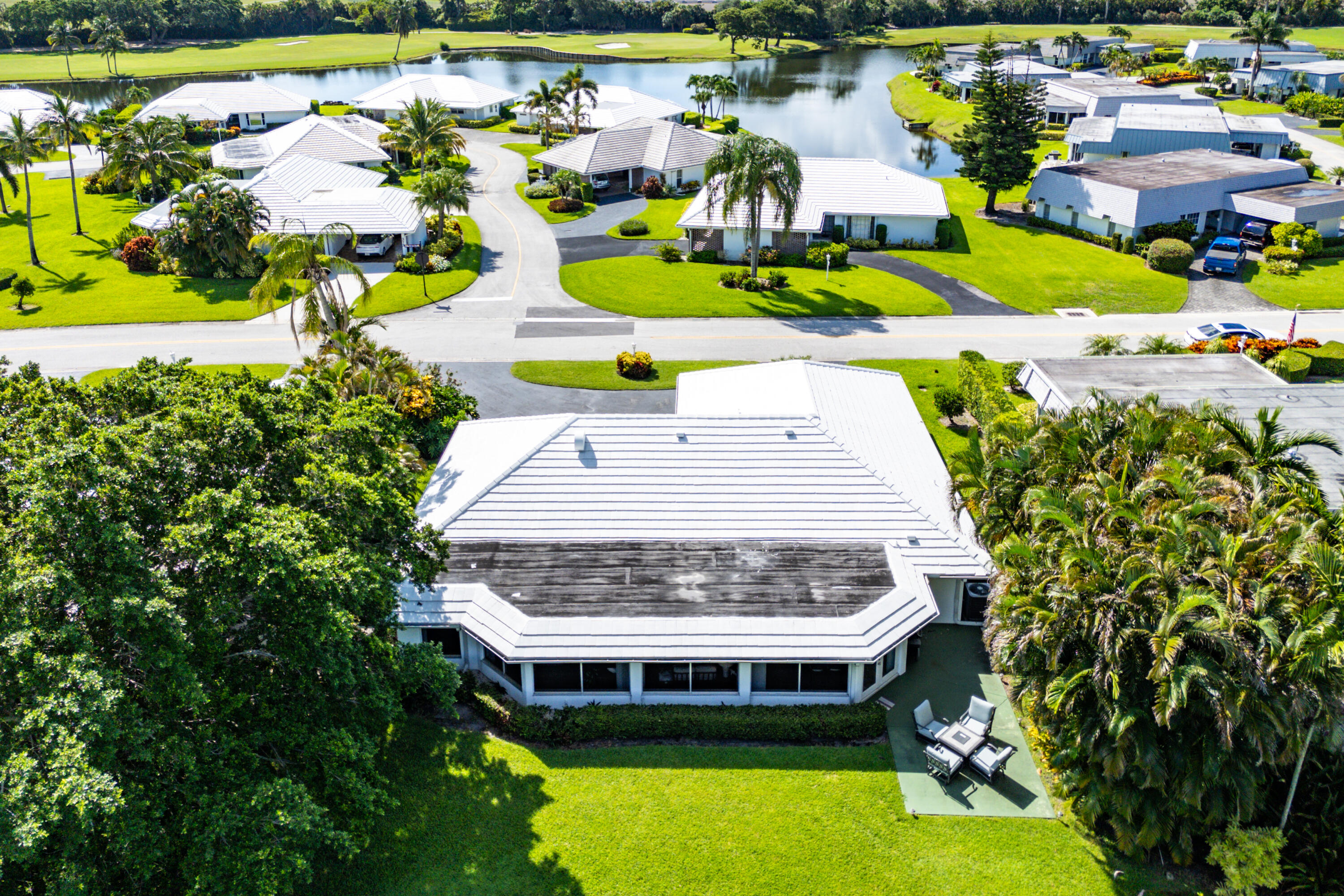 367 Villa Drive S