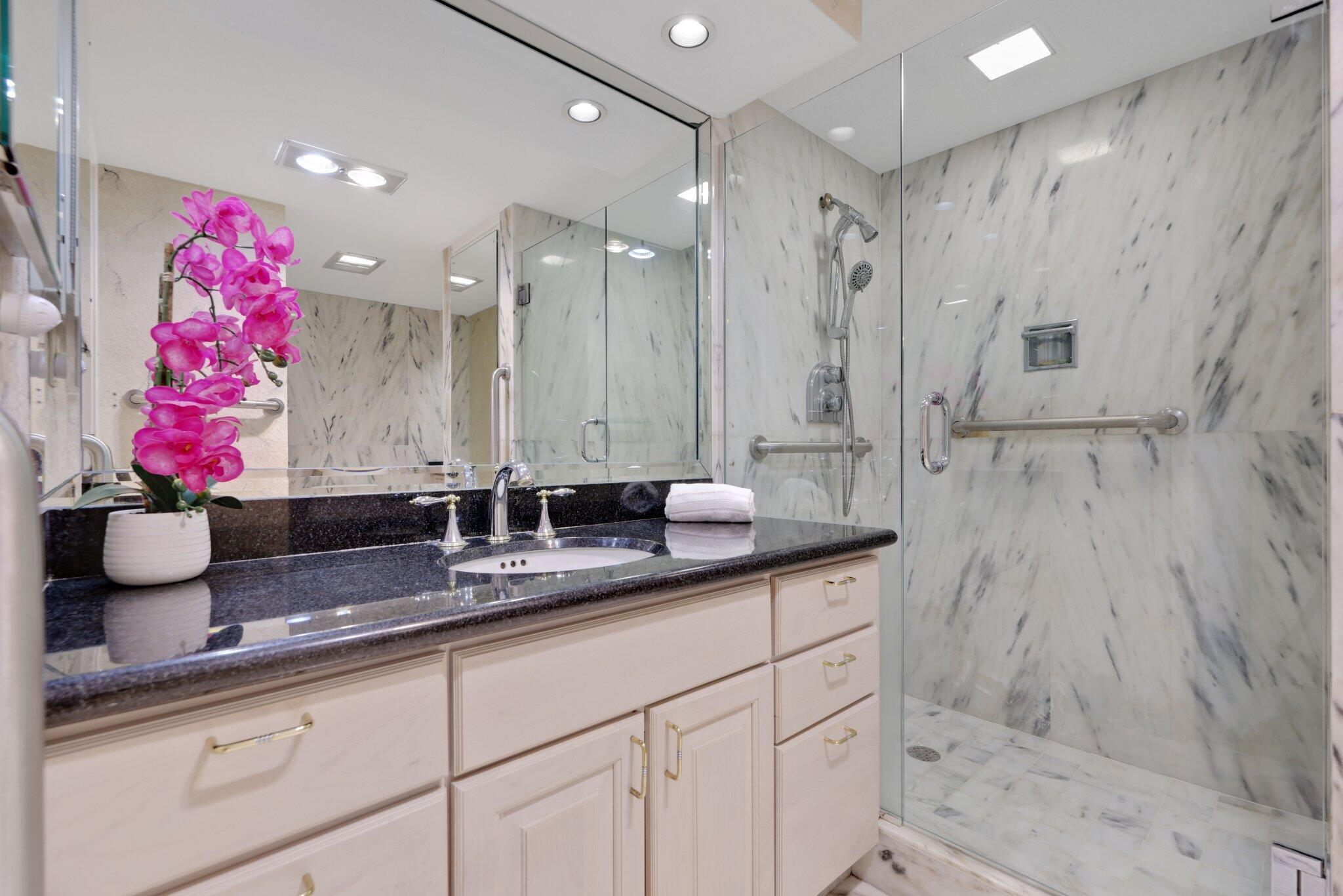 700 S Ocean Boulevard 1202