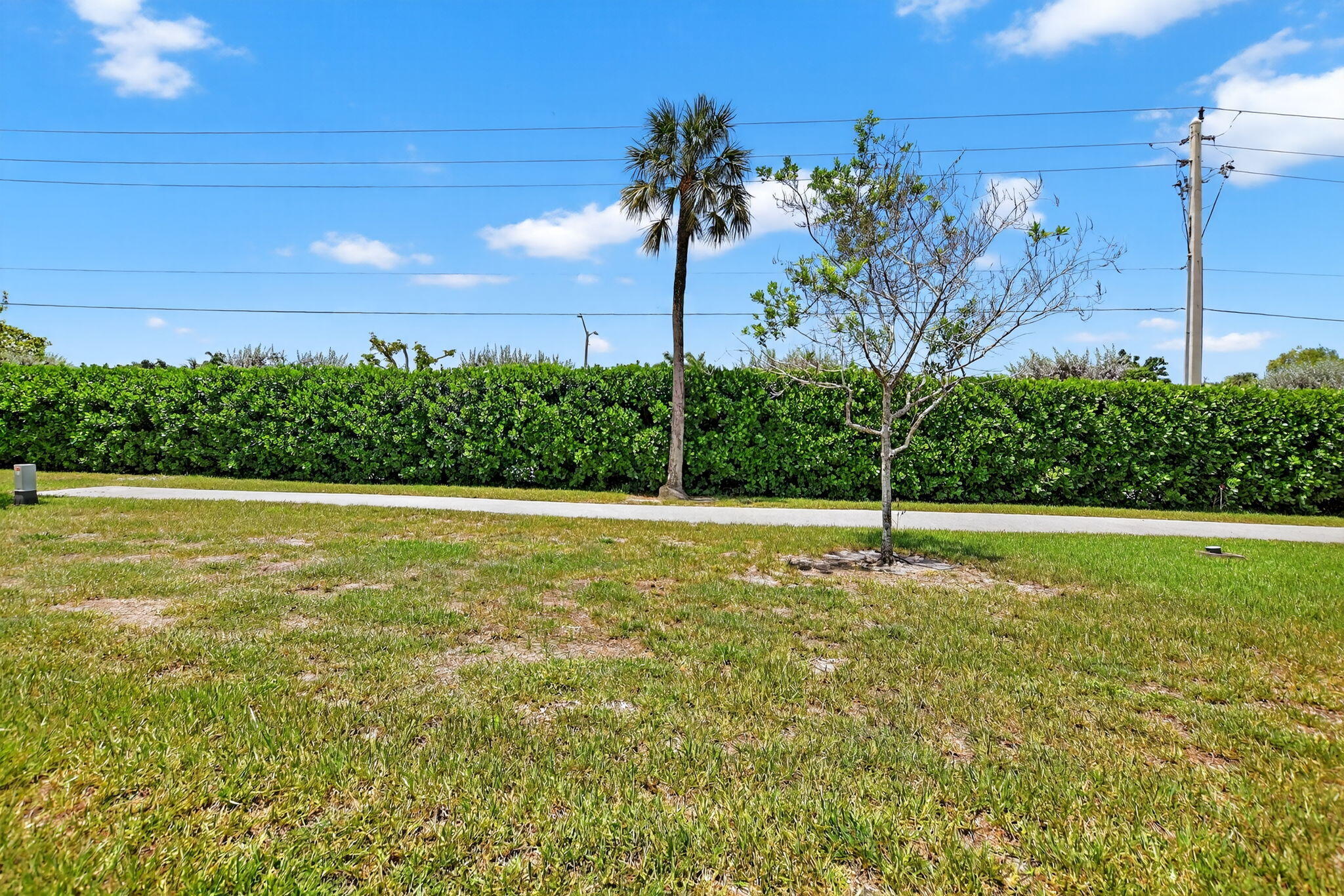 6581 Casabella Lane