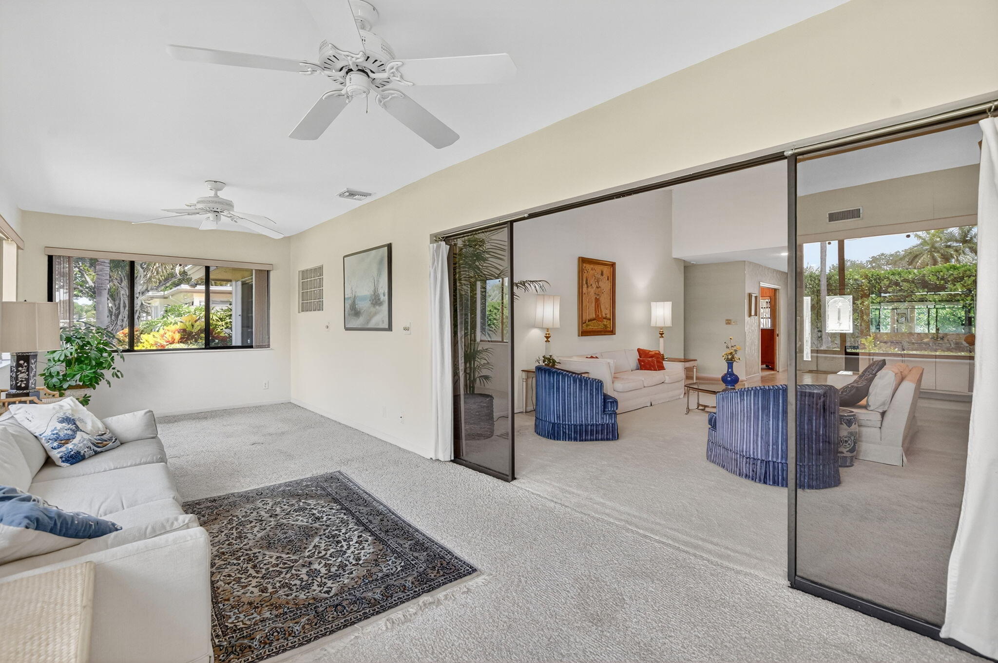 6581 Casabella Lane