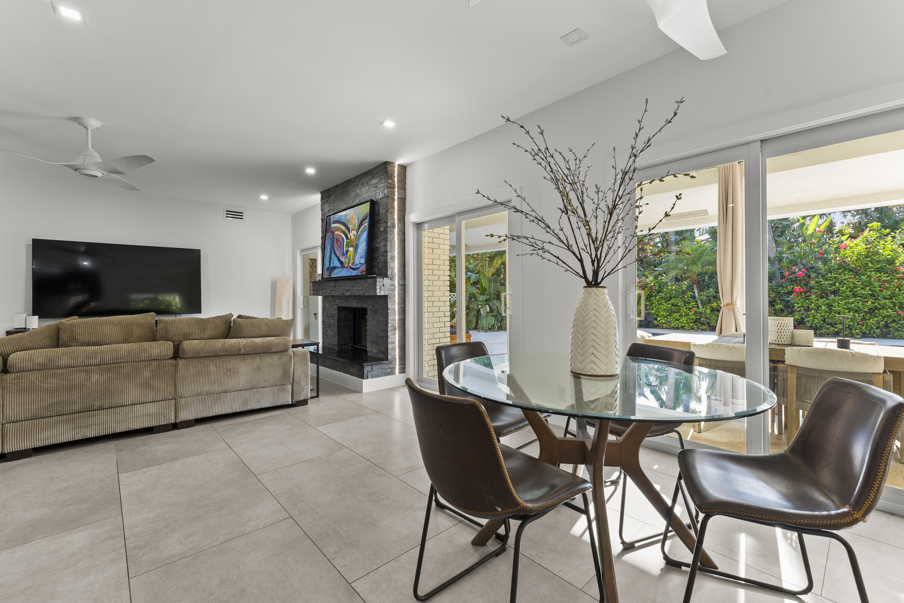 2235 SW 12th Place