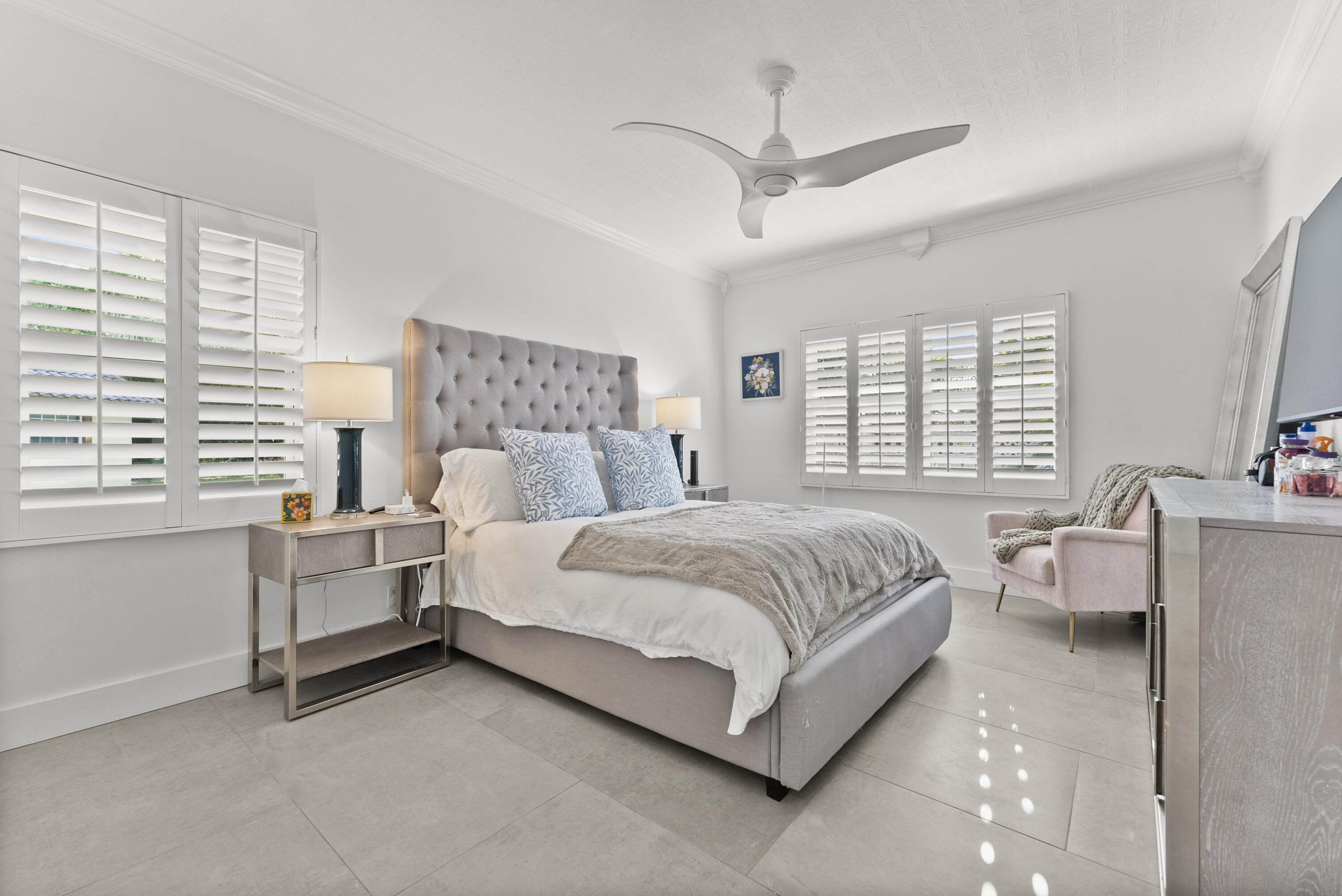 2235 SW 12th Place