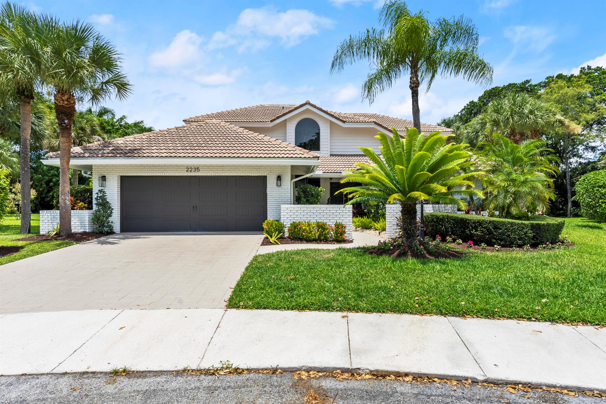 2235 SW 12th Place