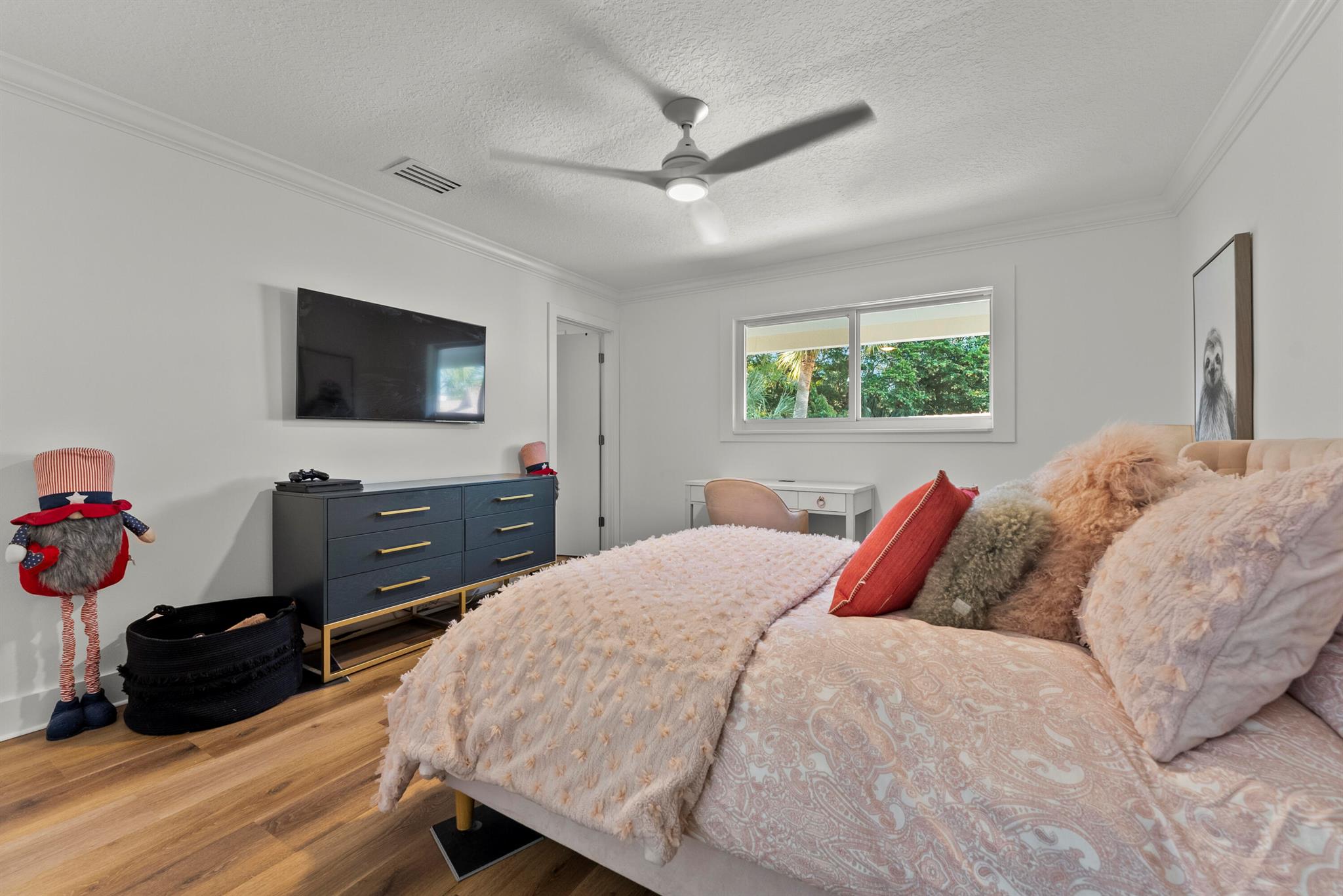 2235 SW 12th Place