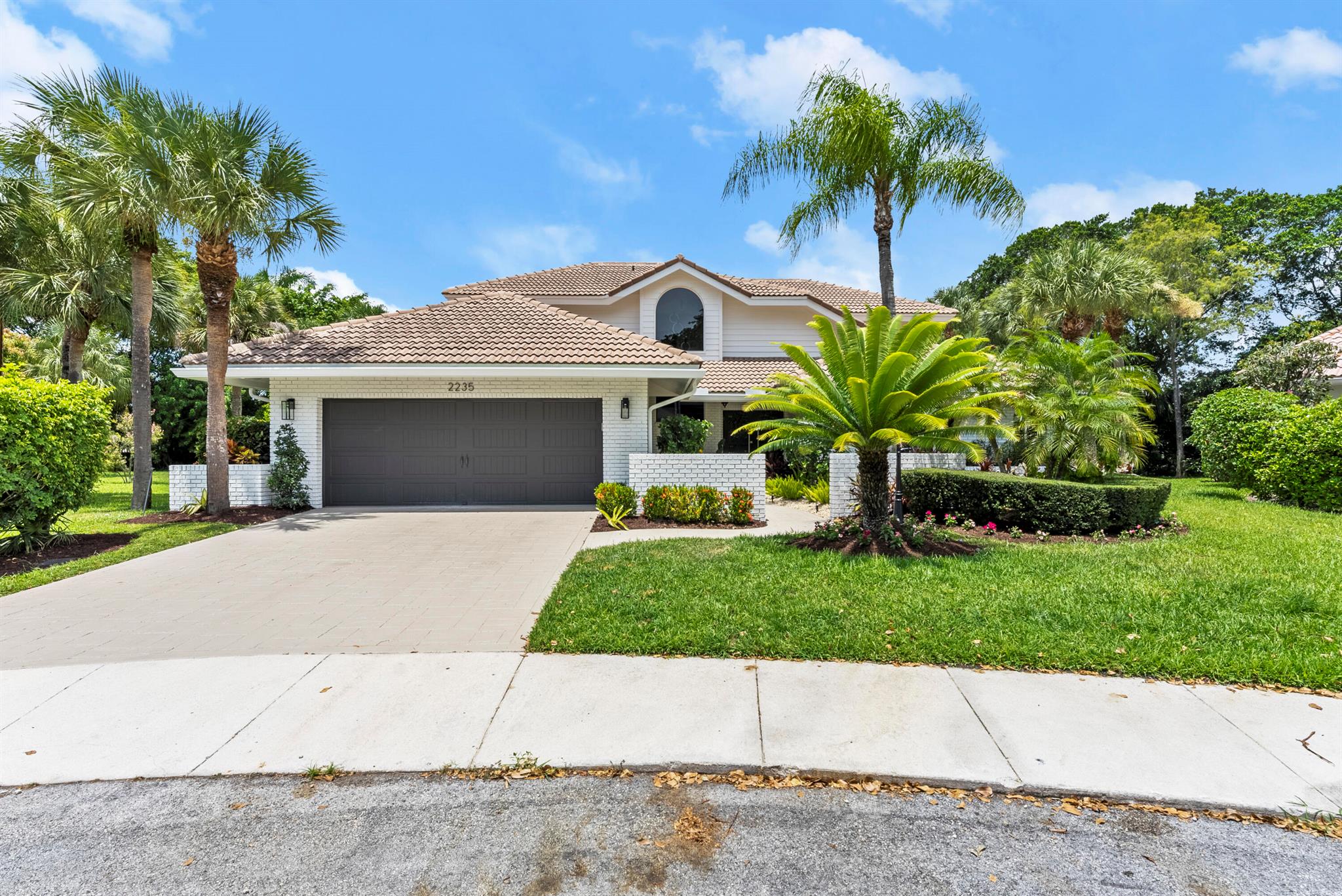 2235 SW 12th Place