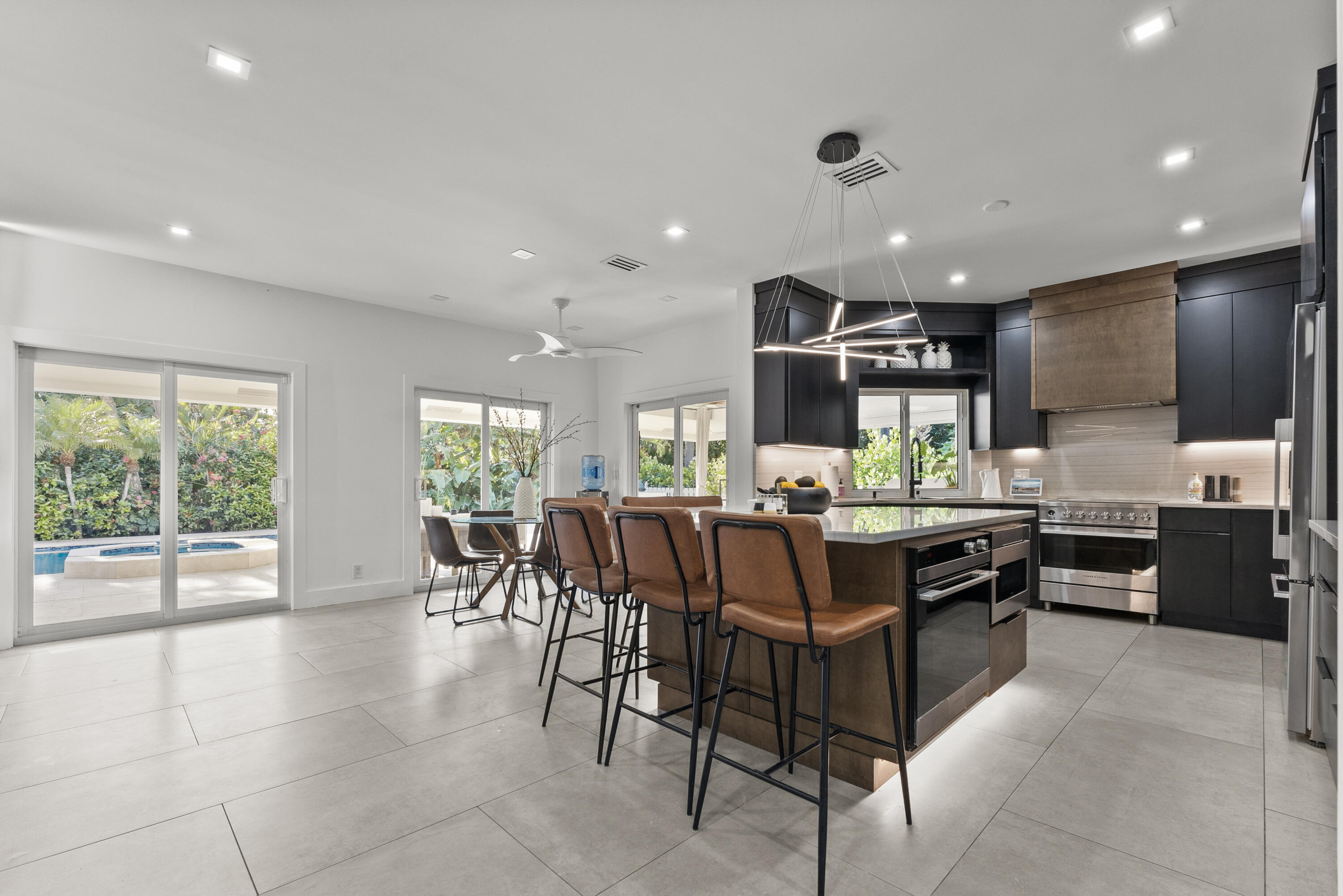 2235 SW 12th Place